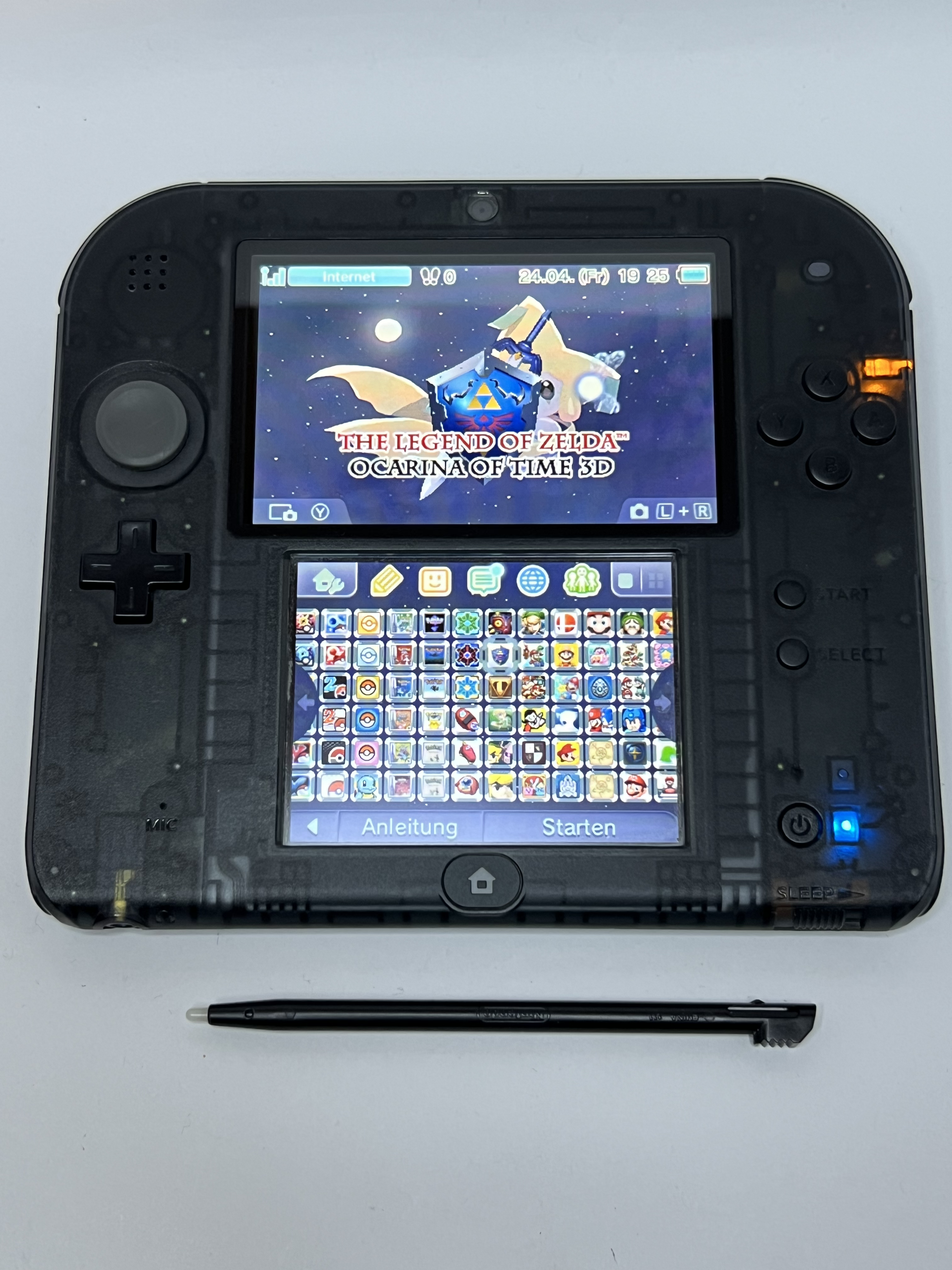 Nintendo 2DS Konsole schwarz transparent in OVP mit 128GB, Pokemon Bank, Poke Mover & vielen Extras