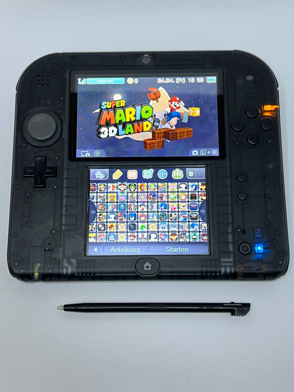 Nintendo 2DS Konsole schwarz transparent in OVP mit 128GB, Pokemon Bank, Poke Mover & vielen Extras