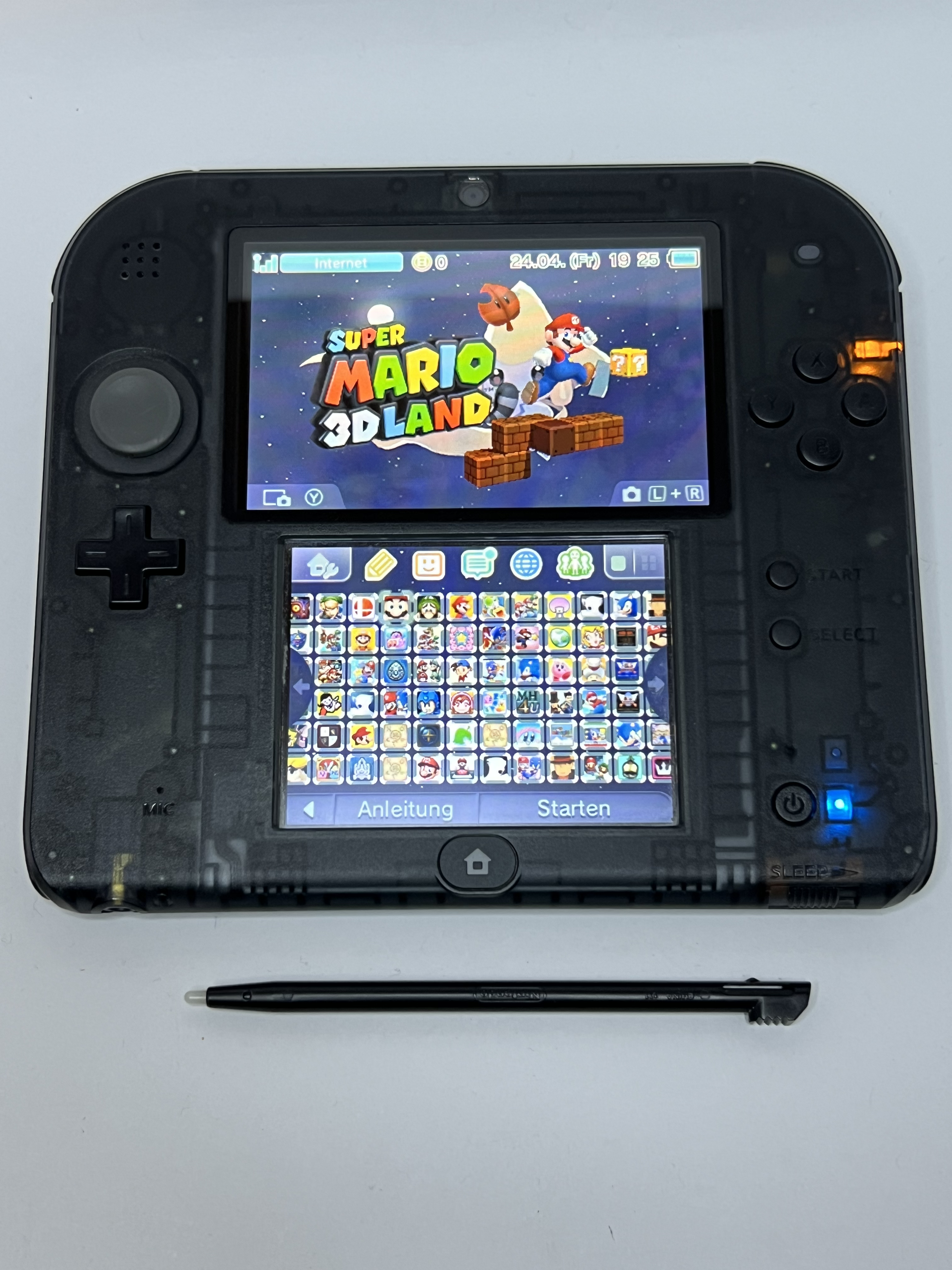 Nintendo 2DS Konsole schwarz transparent in OVP mit 128GB, Pokemon Bank, Poke Mover & vielen Extras