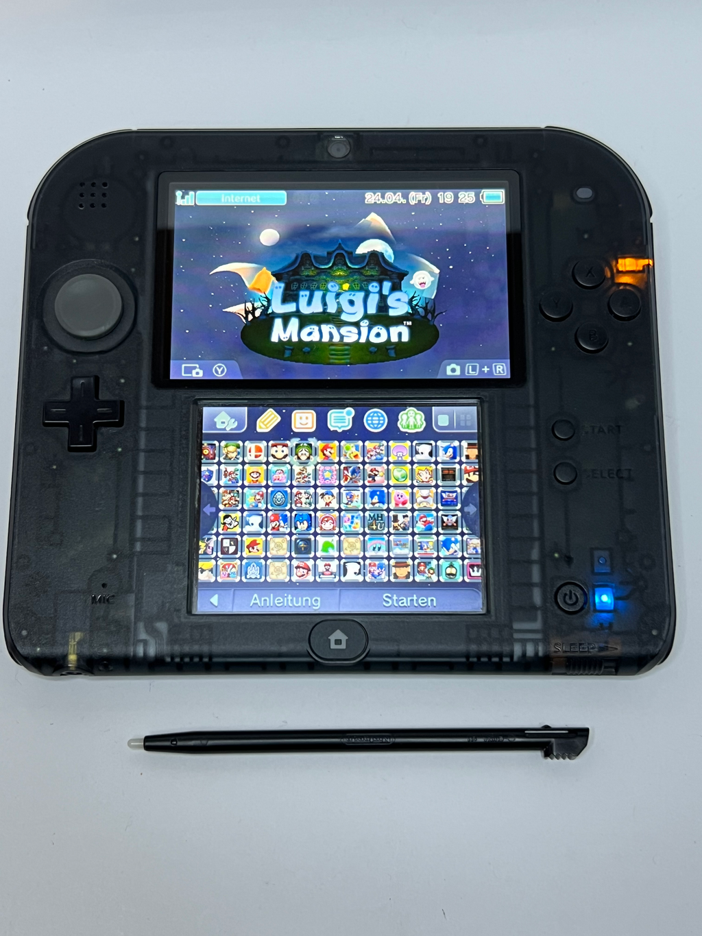 Nintendo 2DS Konsole schwarz transparent in OVP mit 128GB, Pokemon Bank, Poke Mover & vielen Extras