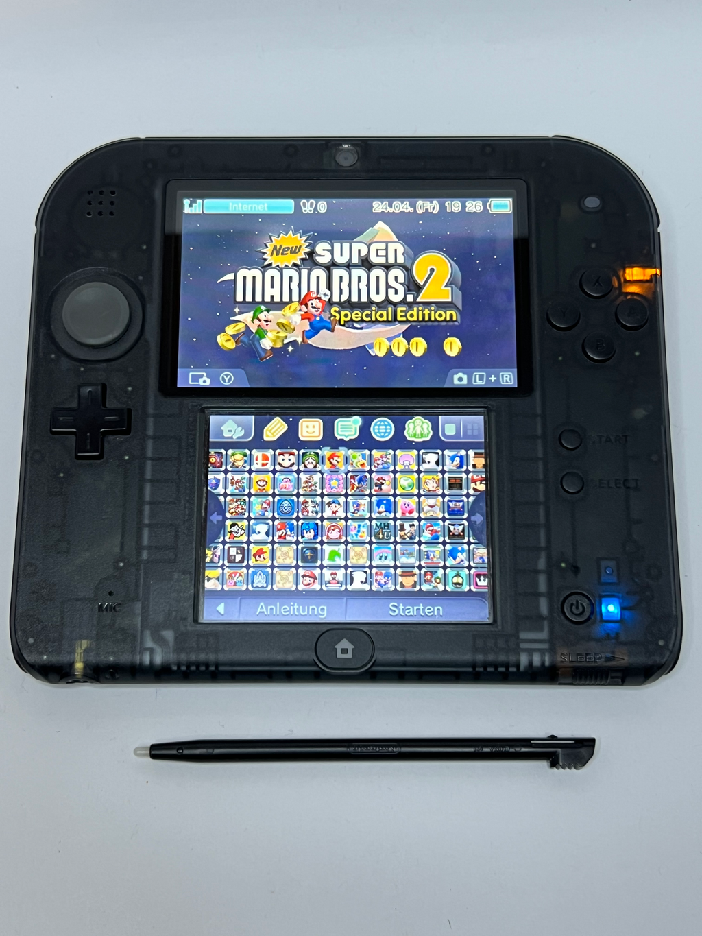 Nintendo 2DS Konsole schwarz transparent in OVP mit 128GB, Pokemon Bank, Poke Mover & vielen Extras