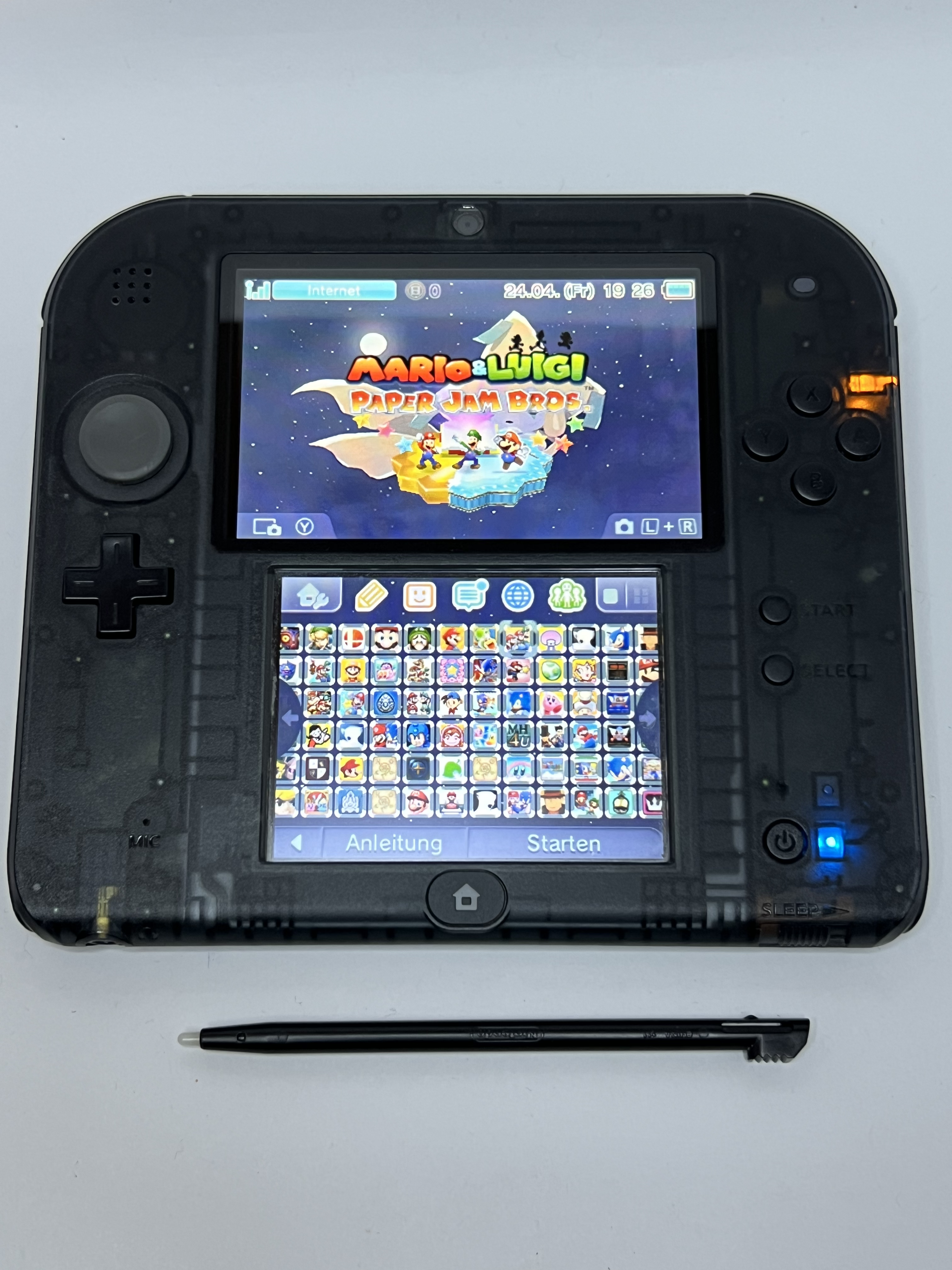 Nintendo 2DS Konsole schwarz transparent in OVP mit 128GB, Pokemon Bank, Poke Mover & vielen Extras