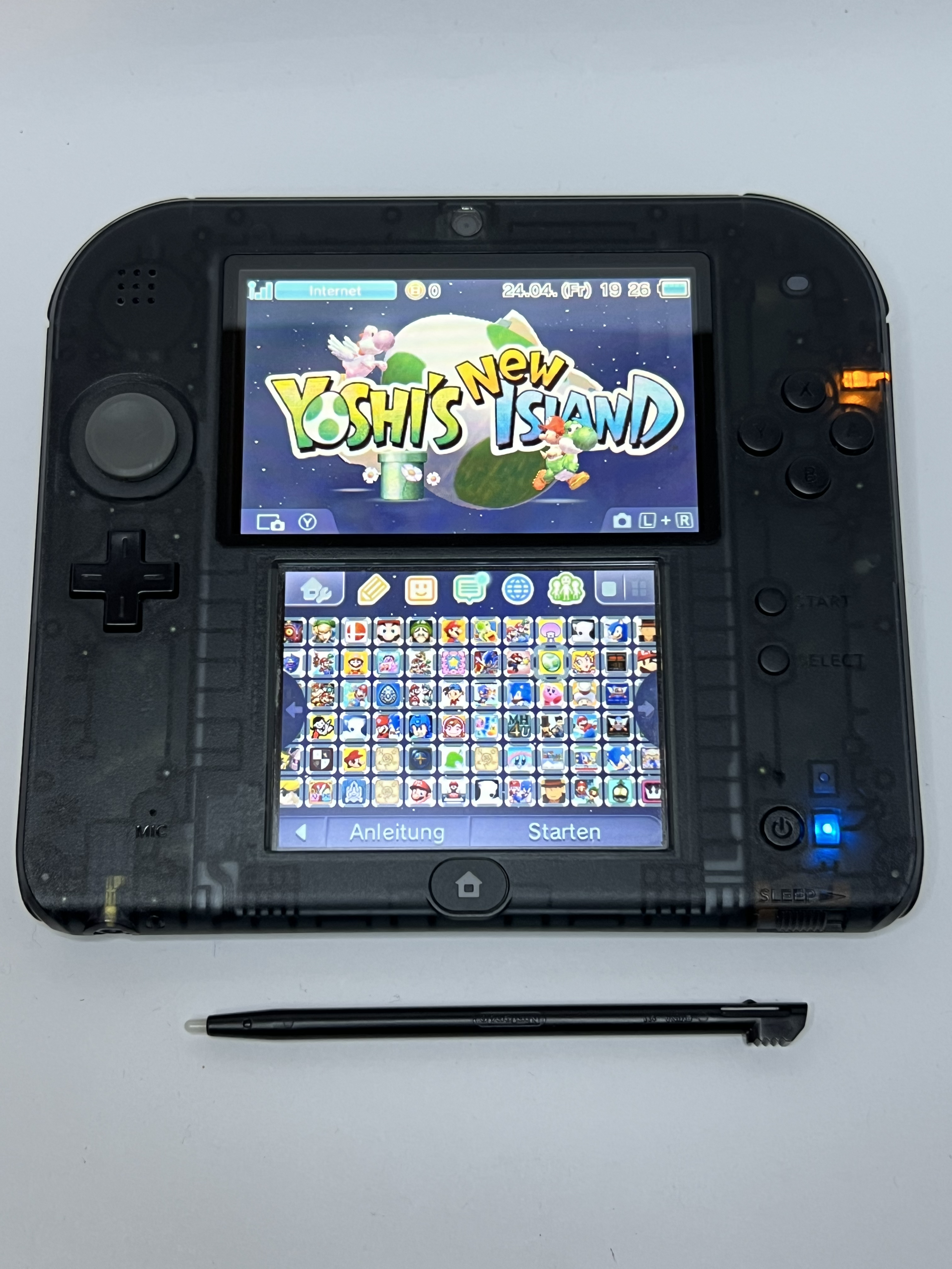 Nintendo 2DS Konsole schwarz transparent in OVP mit 128GB, Pokemon Bank, Poke Mover & vielen Extras