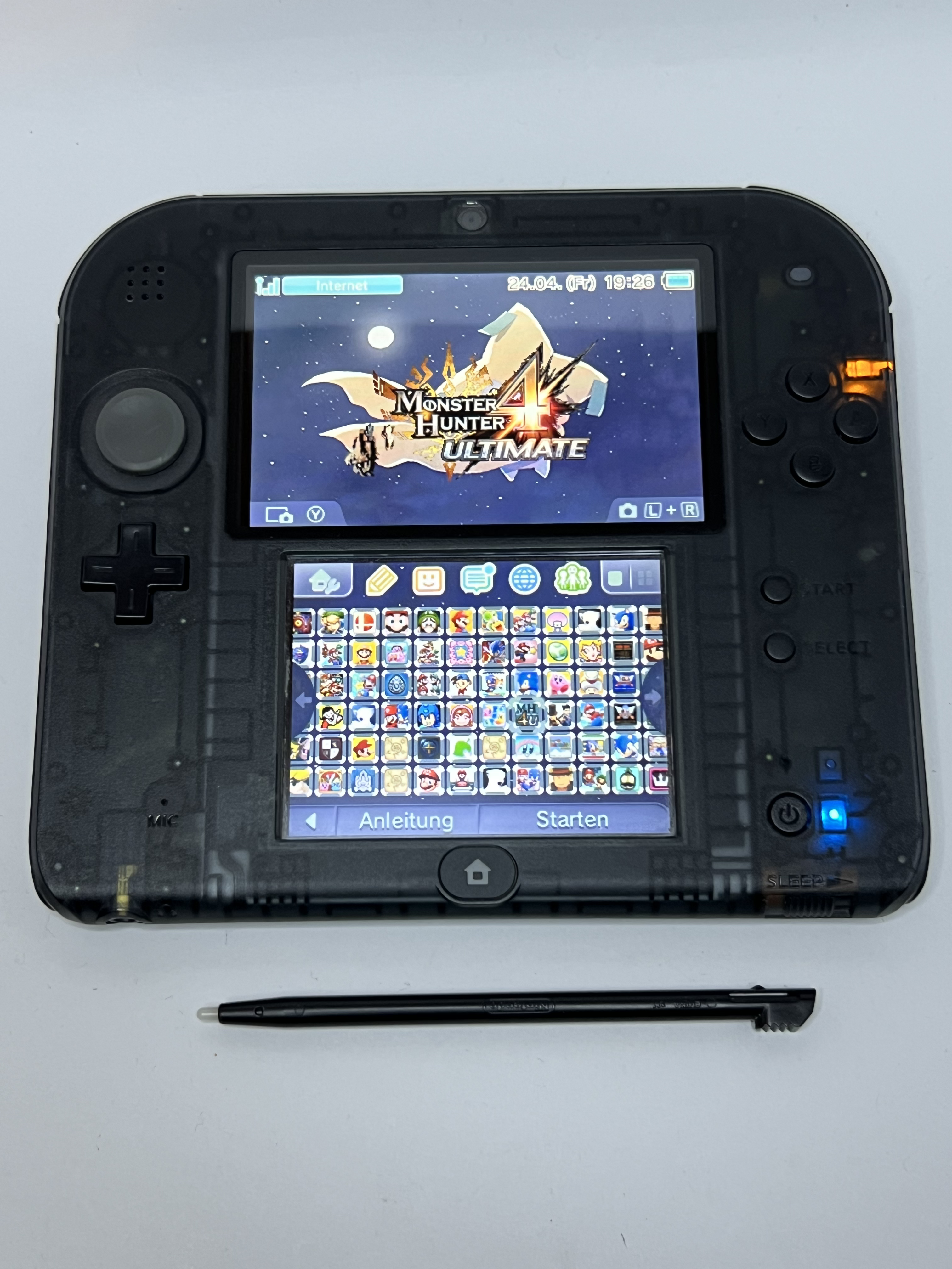 Nintendo 2DS Konsole schwarz transparent in OVP mit 128GB, Pokemon Bank, Poke Mover & vielen Extras