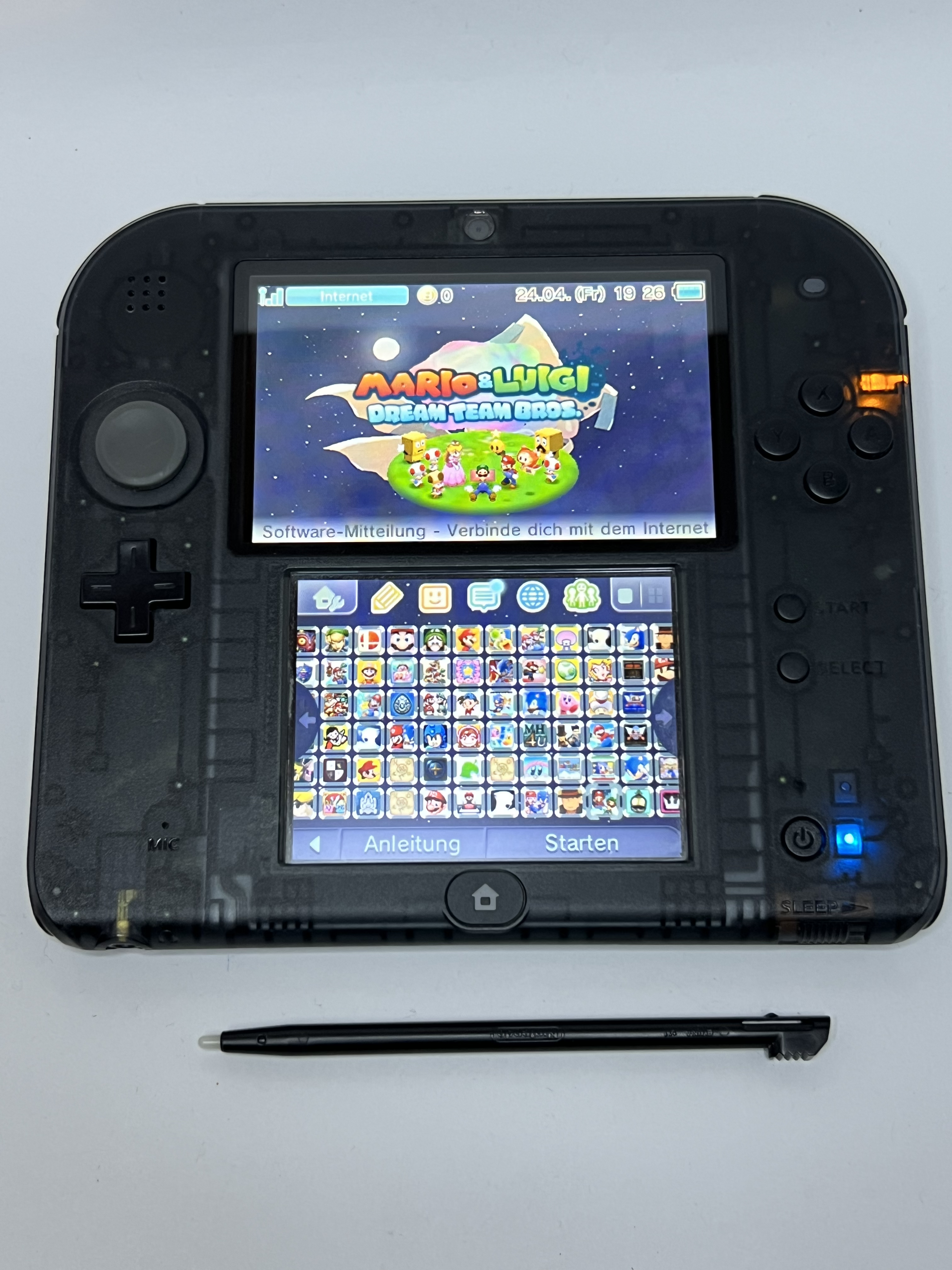 Nintendo 2DS Konsole schwarz transparent in OVP mit 128GB, Pokemon Bank, Poke Mover & vielen Extras