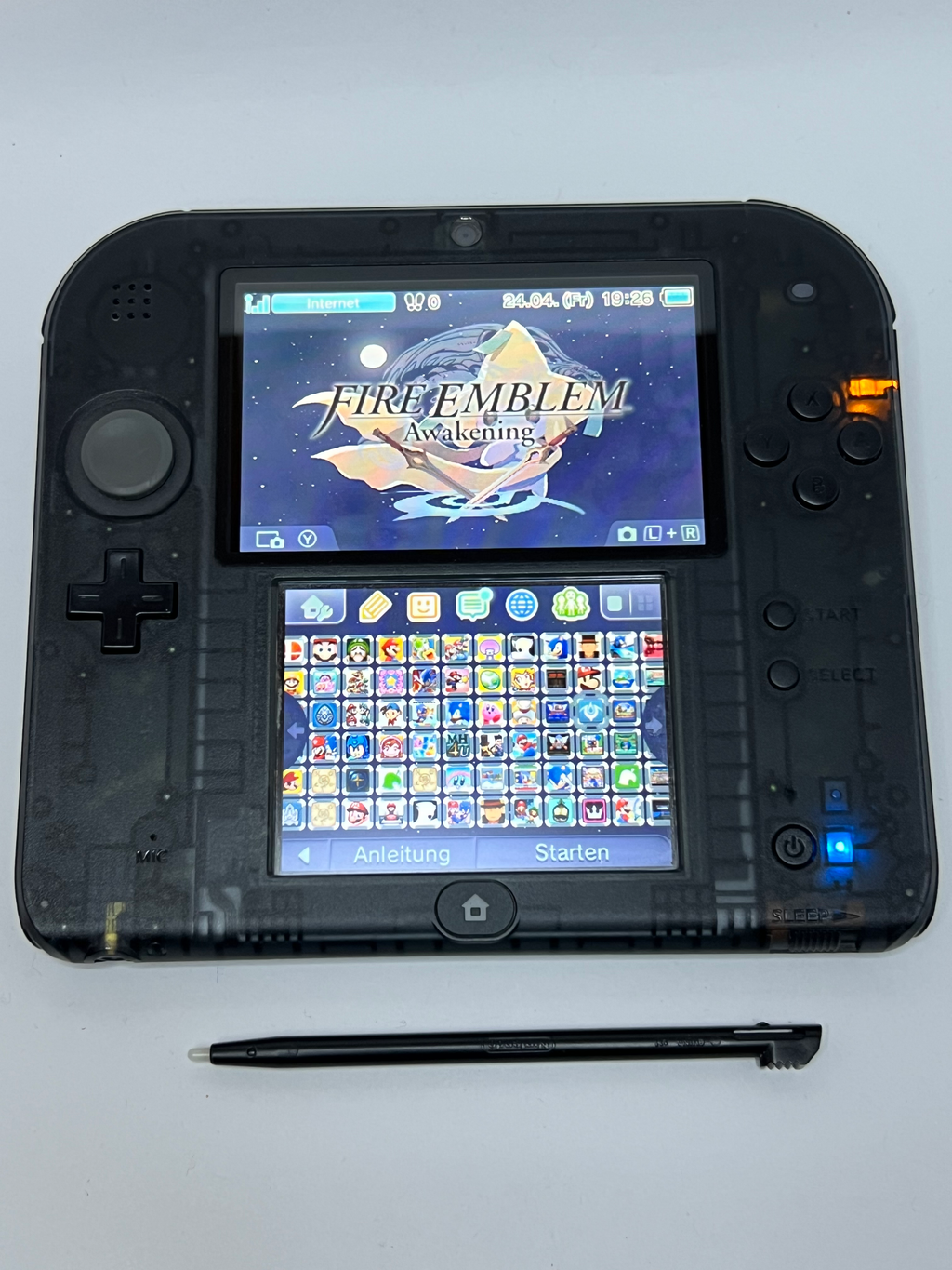 Nintendo 2DS Konsole schwarz transparent in OVP mit 128GB, Pokemon Bank, Poke Mover & vielen Extras