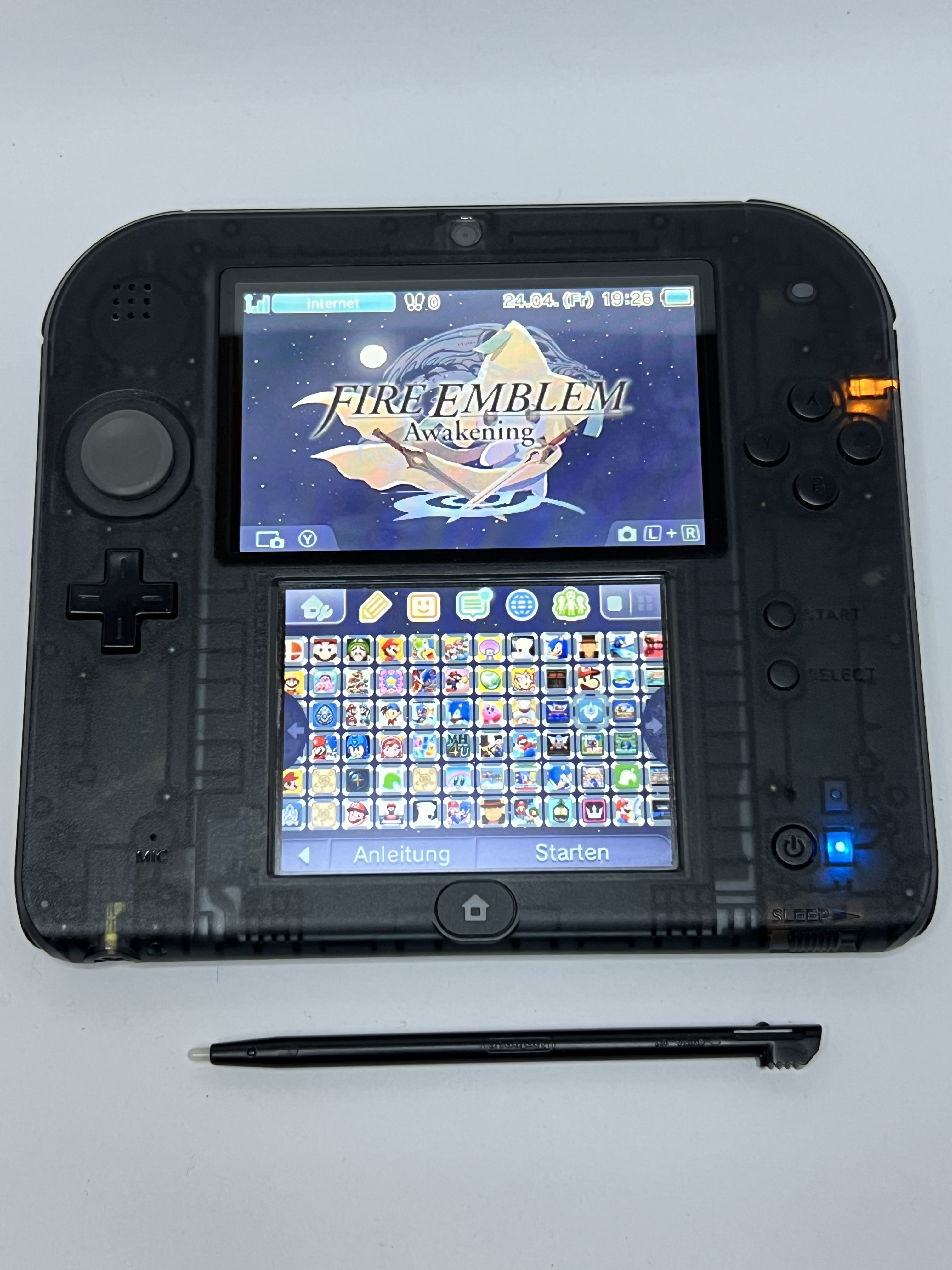 Nintendo 2DS Konsole schwarz transparent in OVP mit 128GB, Pokemon Bank, Poke Mover & vielen Extras
