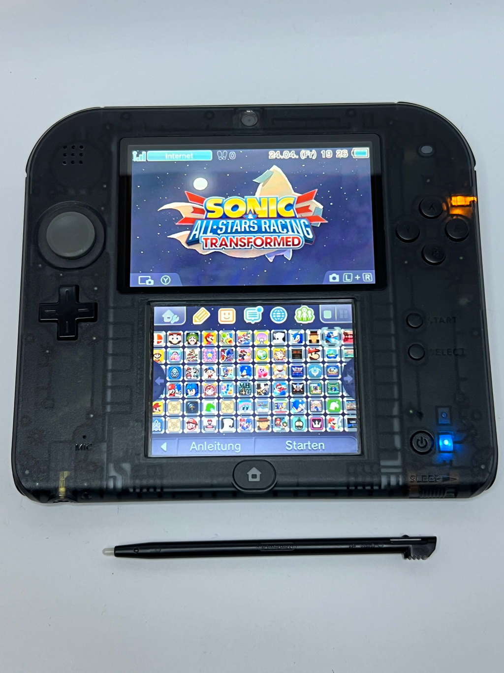Nintendo 2DS Konsole schwarz transparent in OVP mit 128GB, Pokemon Bank, Poke Mover & vielen Extras