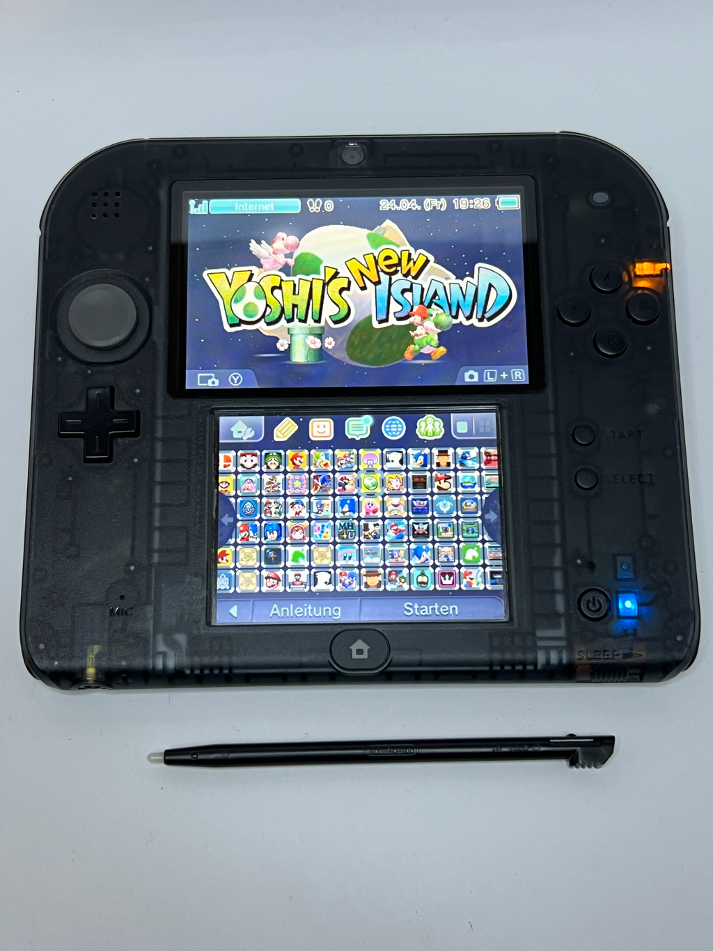 Nintendo 2DS Konsole schwarz transparent in OVP mit 128GB, Pokemon Bank, Poke Mover & vielen Extras
