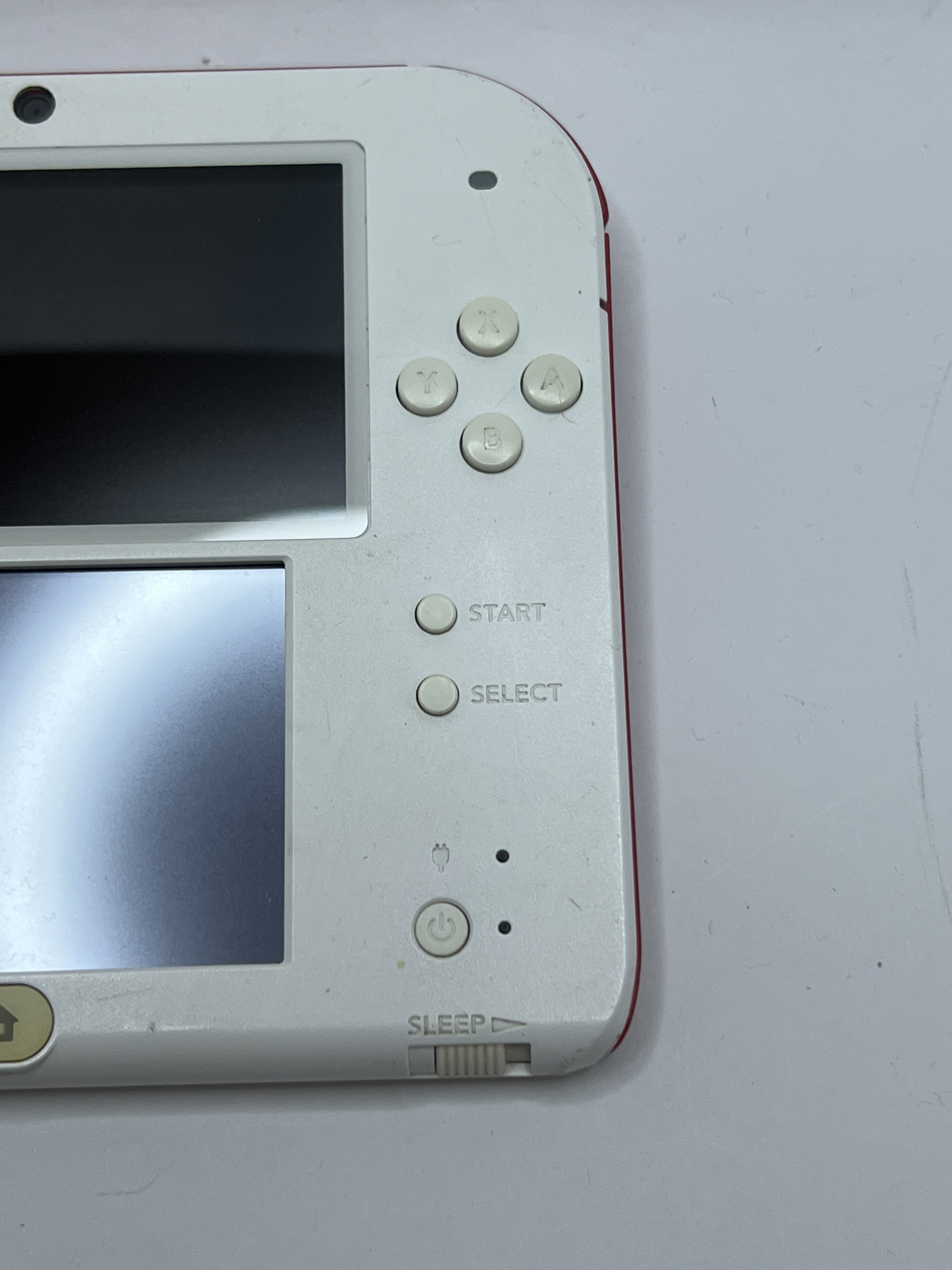 Nintendo 2DS Konsole weiß rot mit 128GB, Pokemon Bank, Poke Mover & vielen Extras