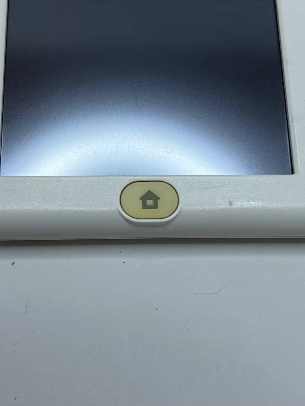 Nintendo 2DS Konsole weiß rot mit 128GB, Pokemon Bank, Poke Mover & vielen Extras