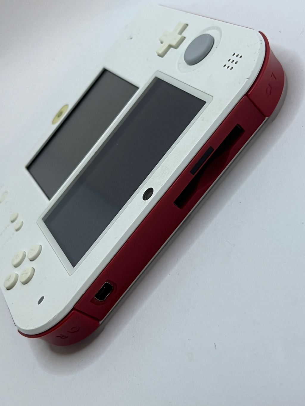 Nintendo 2DS Konsole weiß rot mit 128GB, Pokemon Bank, Poke Mover & vielen Extras
