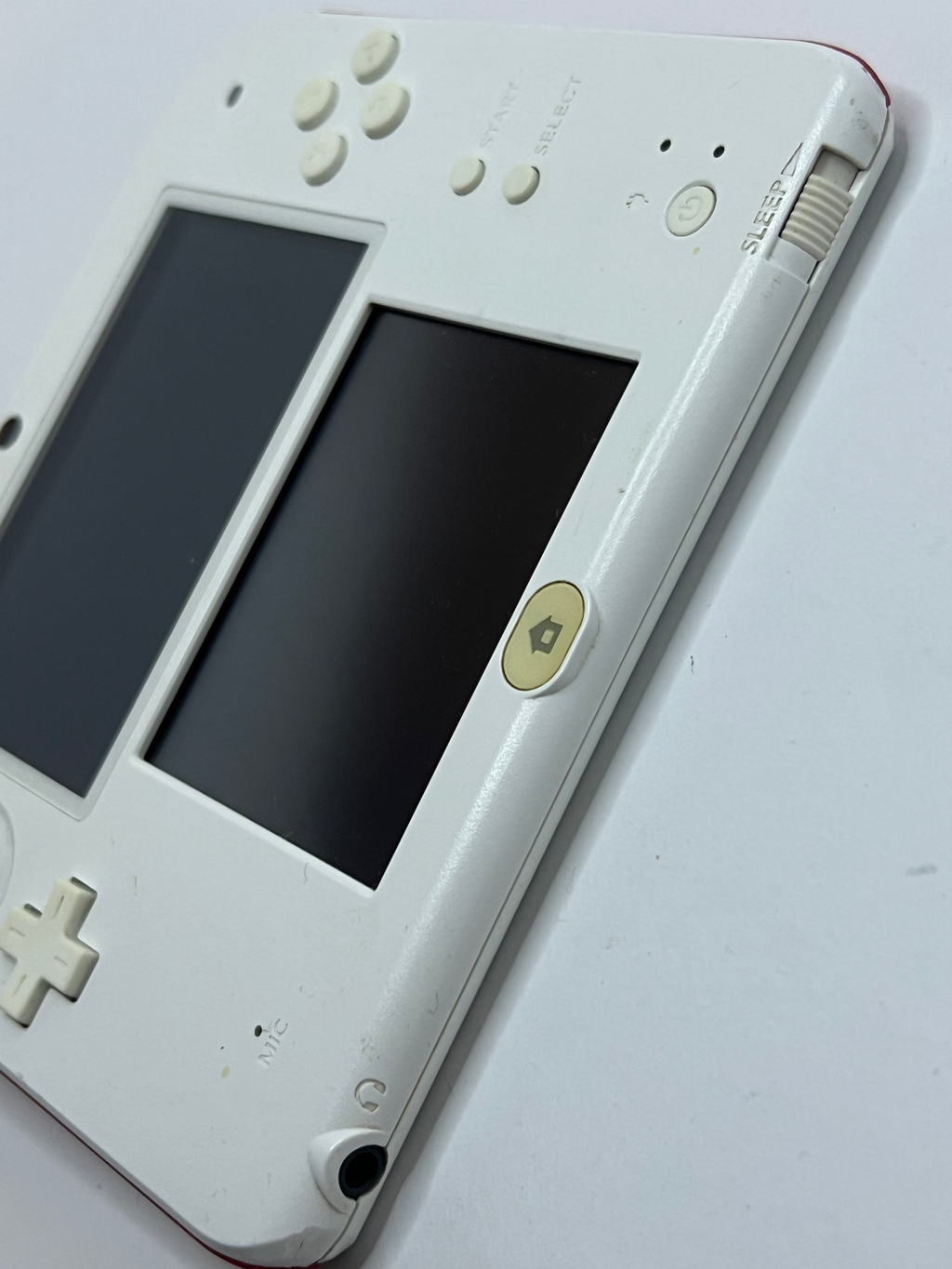 Nintendo 2DS Konsole weiß rot mit 128GB, Pokemon Bank, Poke Mover & vielen Extras