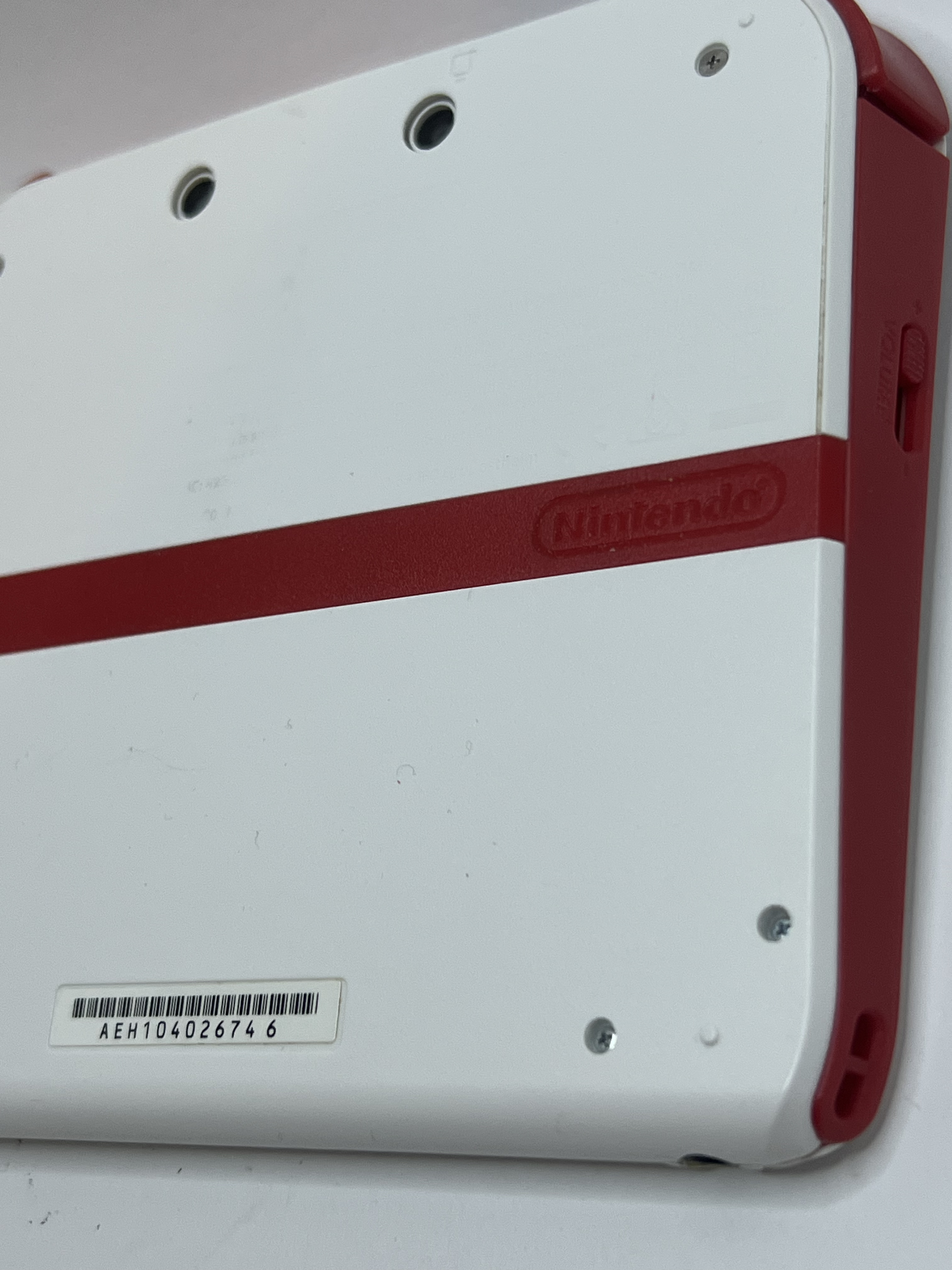 Nintendo 2DS Konsole weiß rot mit 128GB, Pokemon Bank, Poke Mover & vielen Extras