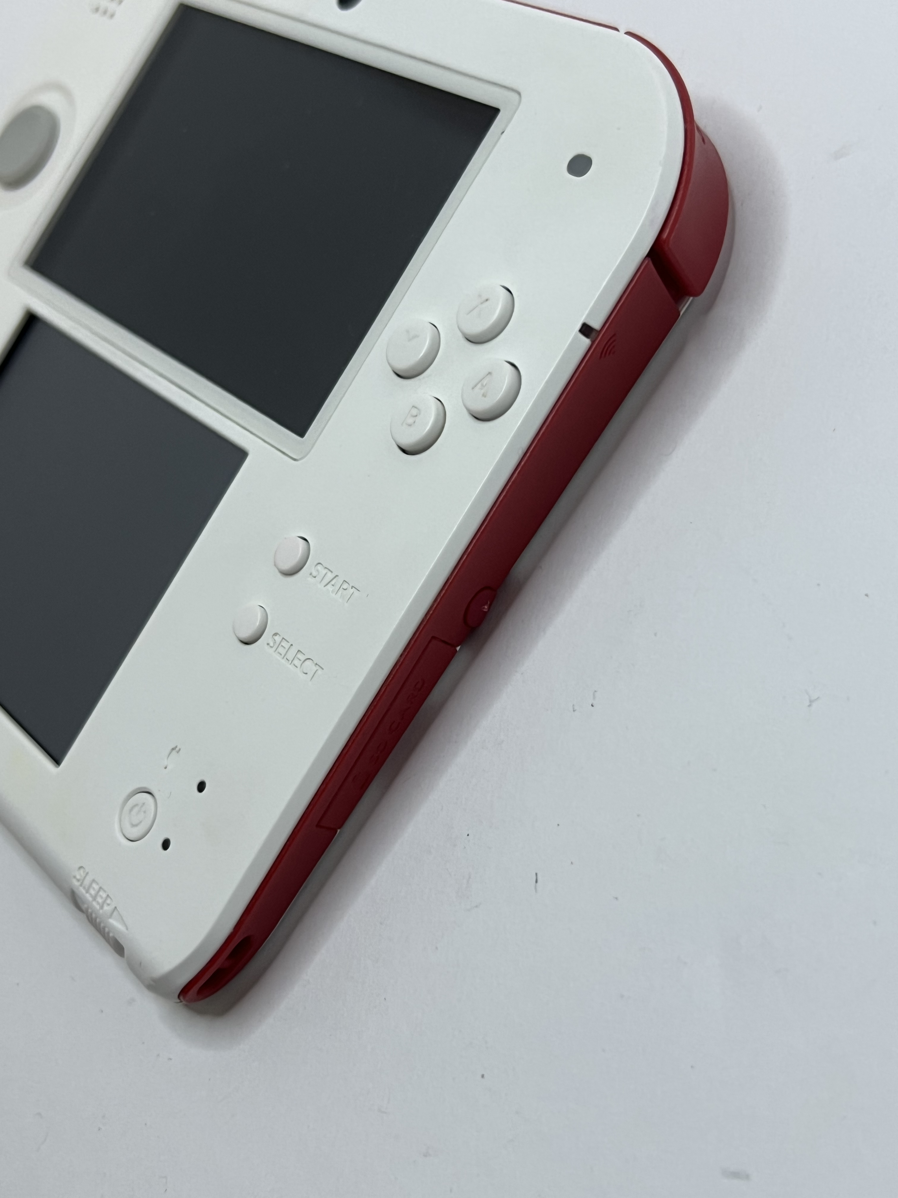 Nintendo 2DS Konsole weiß rot mit 128GB, Pokemon Bank, Poke Mover & vielen Extras