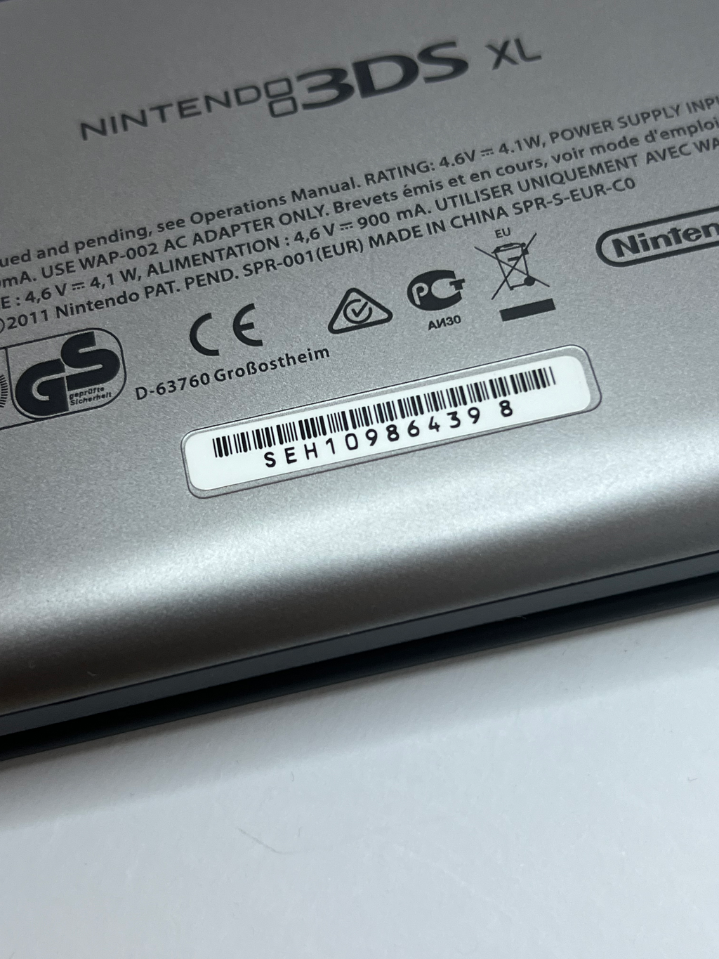 Nintendo 3DS XL Konsole silber mit 128GB, Pokemon Bank, Poke Mover & vielen Extras