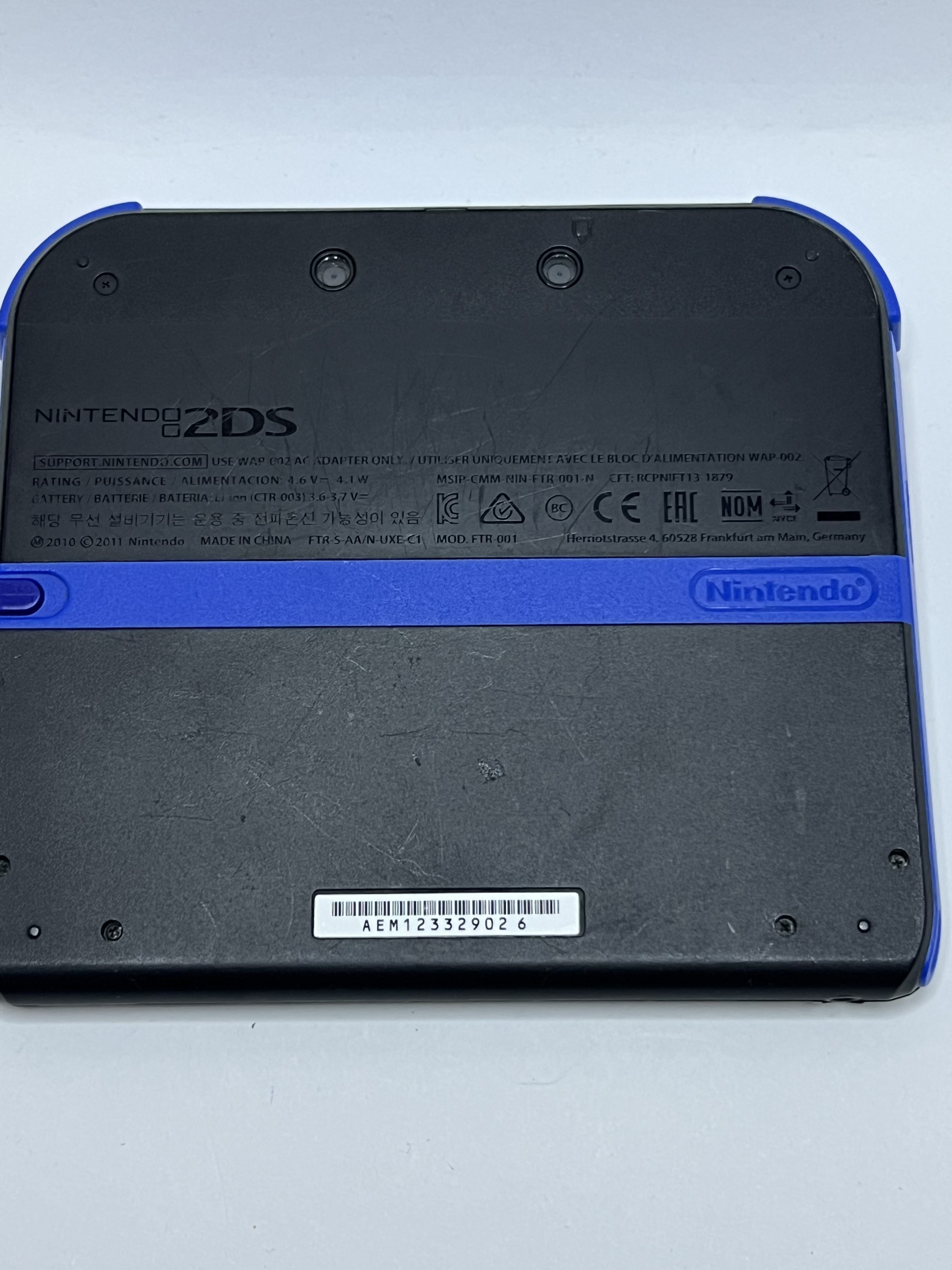 Nintendo 2DS Konsole schwarz blau mit 128GB, Pokemon Bank, Poke Mover & vielen Extras