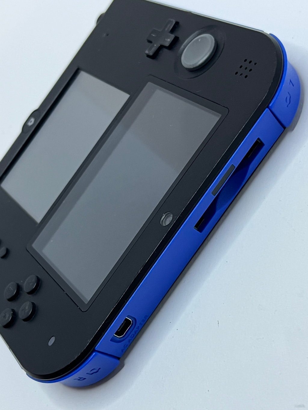 Nintendo 2DS Konsole schwarz blau mit 128GB, Pokemon Bank, Poke Mover & vielen Extras