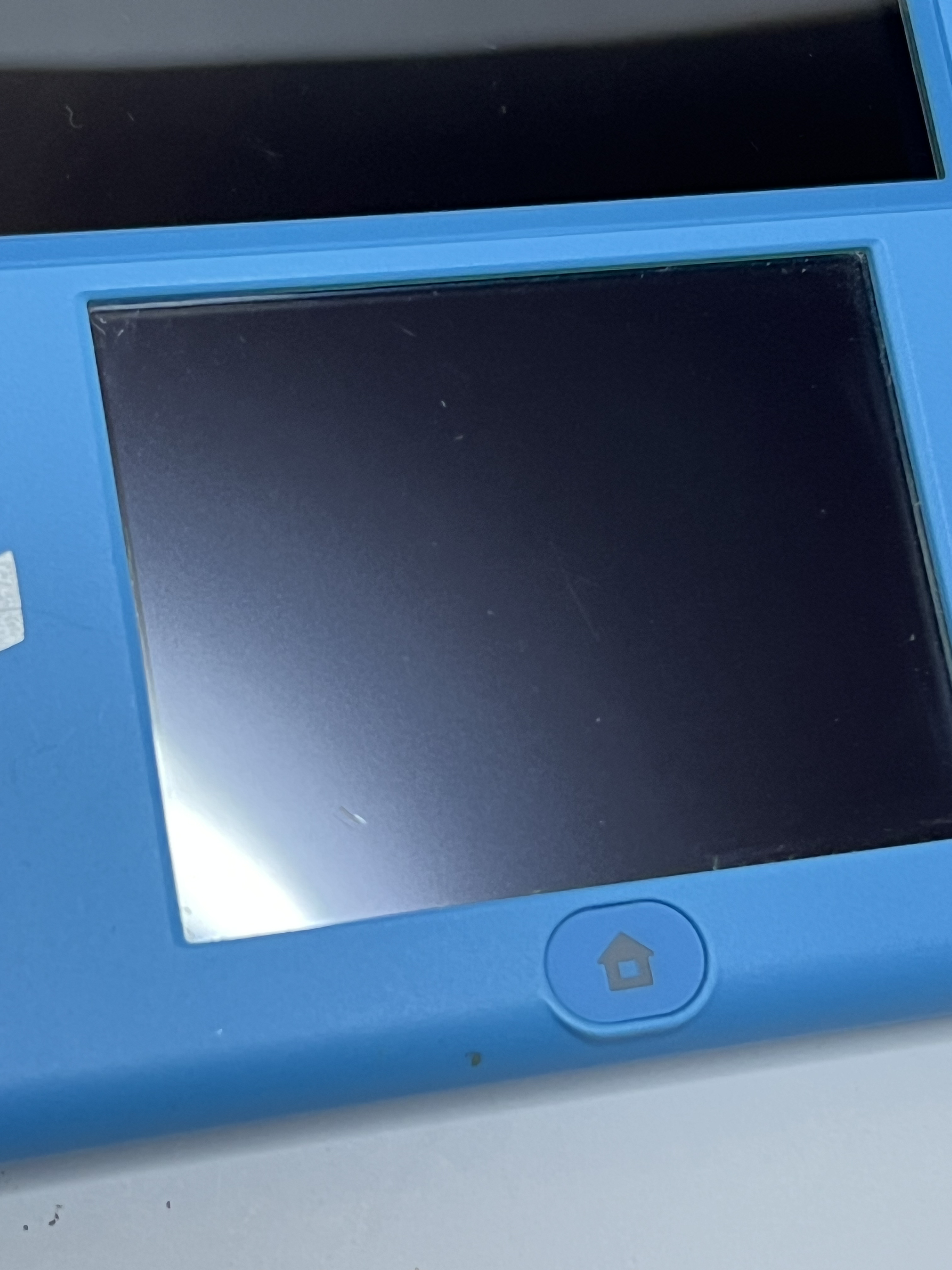 Nintendo 2DS Konsole Pokemon Sonne & Mond Edition mit 128GB, Pokemon Bank, Poke Mover & vielen Extras