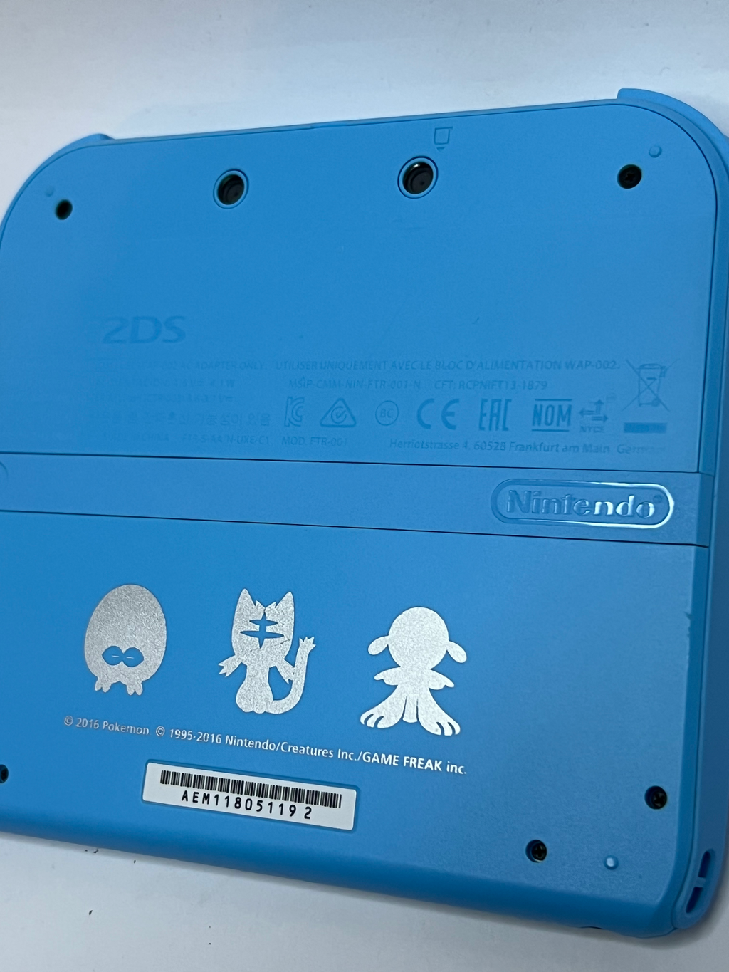 Nintendo 2DS Konsole Pokemon Sonne & Mond Edition mit 128GB, Pokemon Bank, Poke Mover & vielen Extras