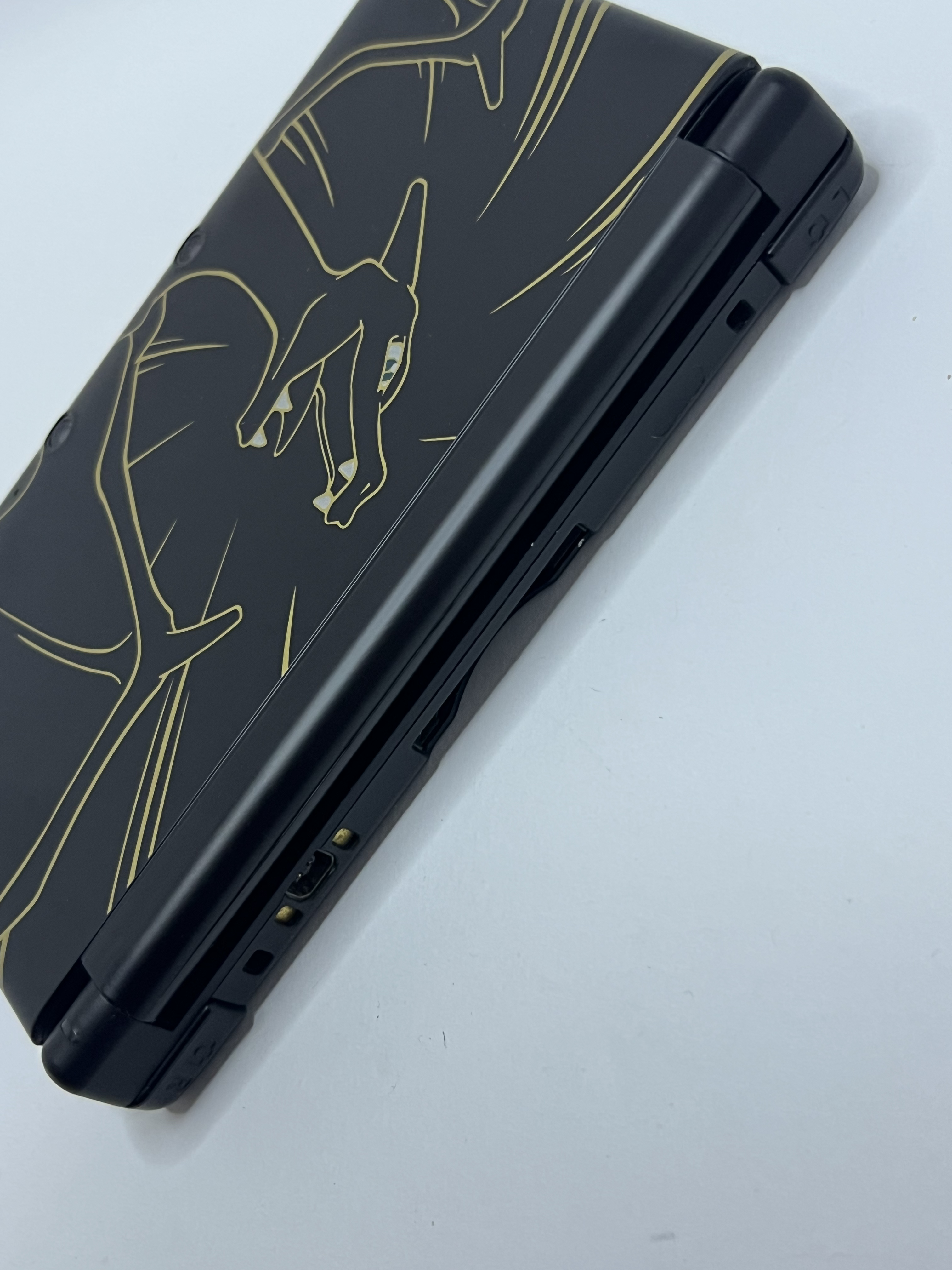 Nintendo 3DS XL Konsole Glurak Edition mit 128GB, Pokemon Bank, Poke Mover & vielen Extras