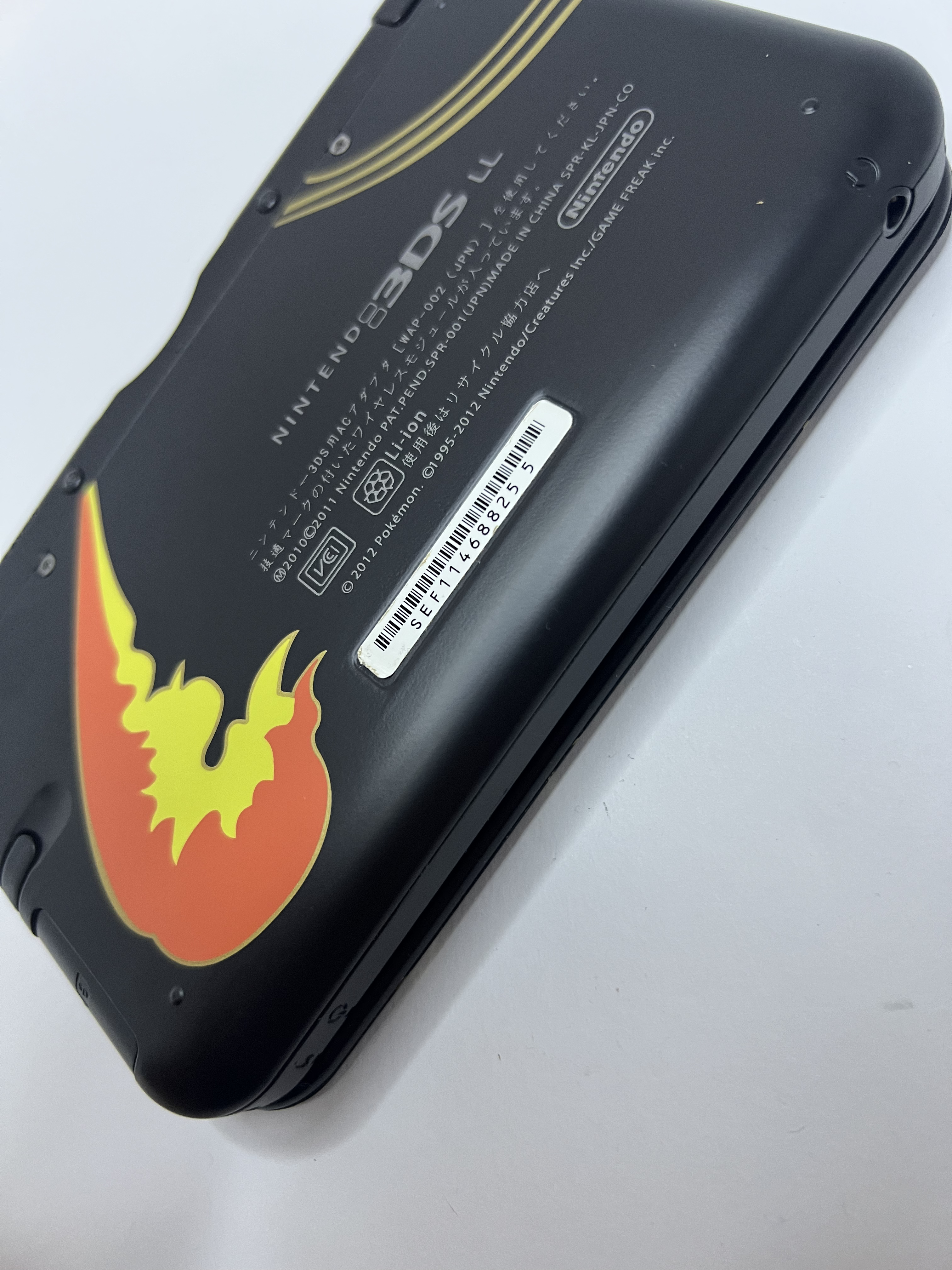 Nintendo 3DS XL Konsole Glurak Edition mit 128GB, Pokemon Bank, Poke Mover & vielen Extras