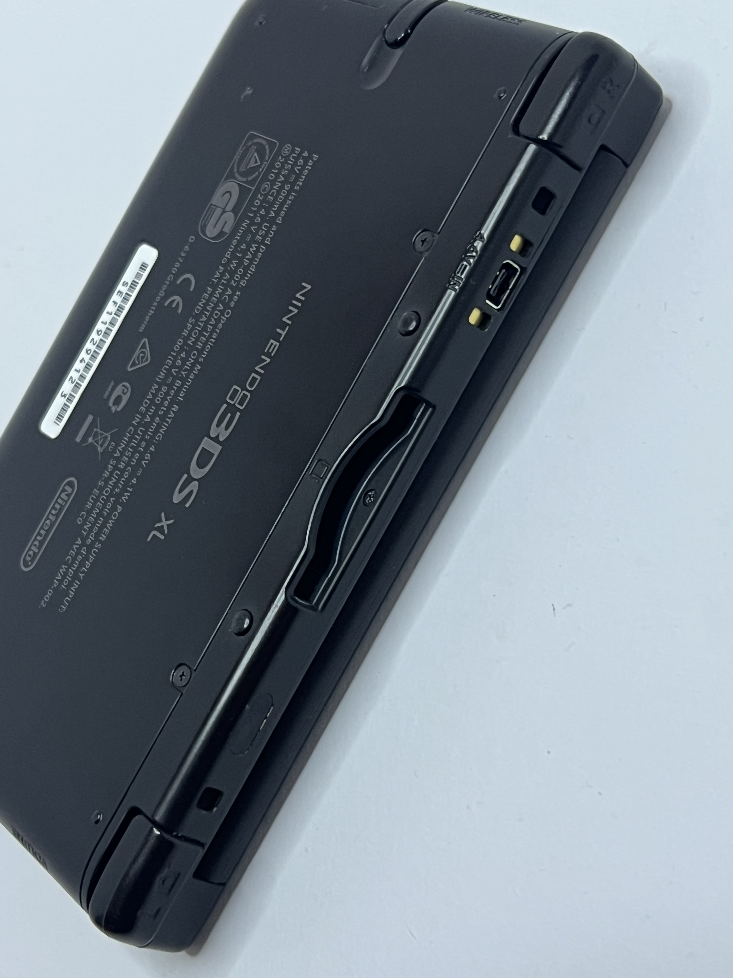 Nintendo 3DS XL Konsole schwarz mit 128GB, Pokemon Bank, Poke Mover & vielen Extras
