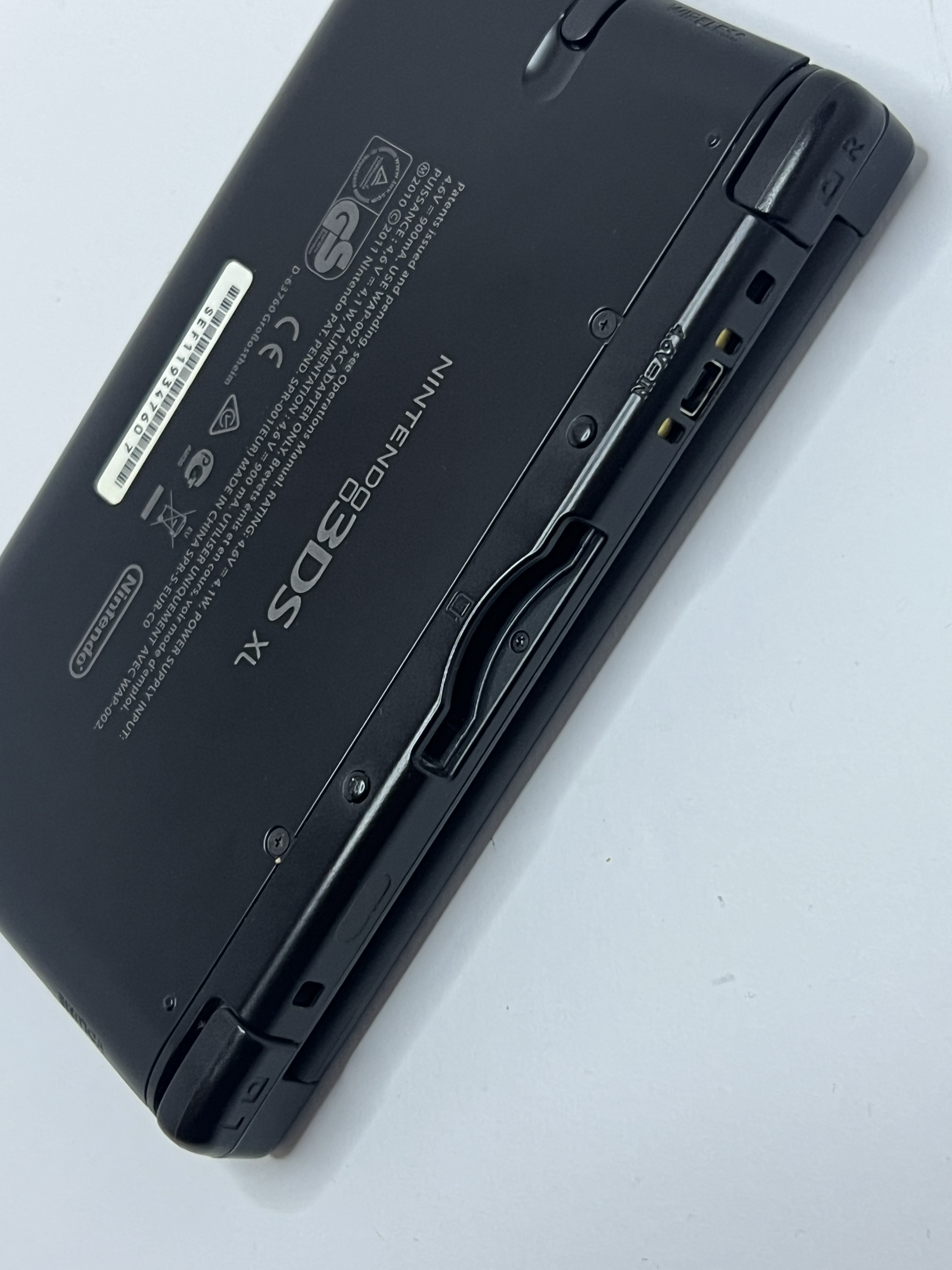 Nintendo 3DS XL Konsole schwarz mit 128GB, Pokemon Bank, Poke Mover & vielen Extras