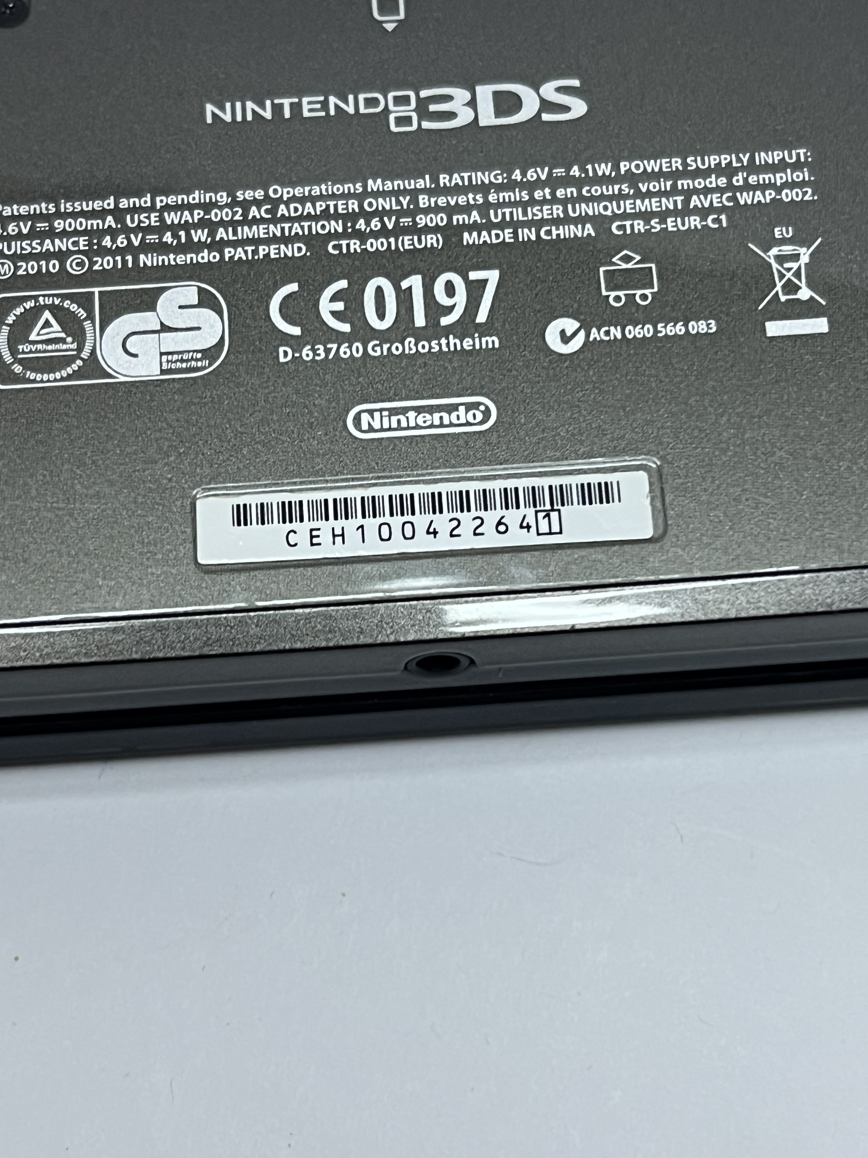 Nintendo 3DS Konsole cosmos schwarz mit 128GB, Pokemon Bank, Poke Mover & vielen Extras