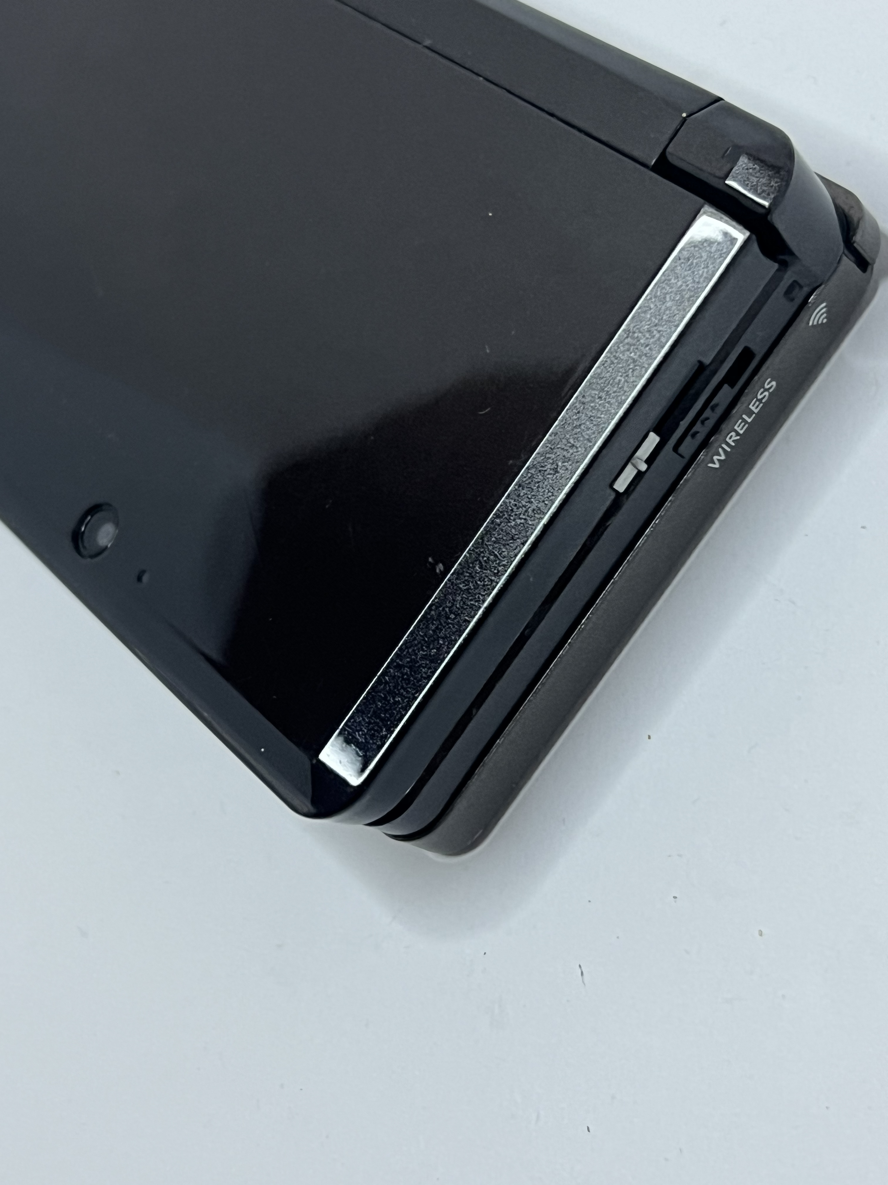 Nintendo 3DS Konsole cosmos schwarz mit 128GB, Pokemon Bank, Poke Mover & vielen Extras