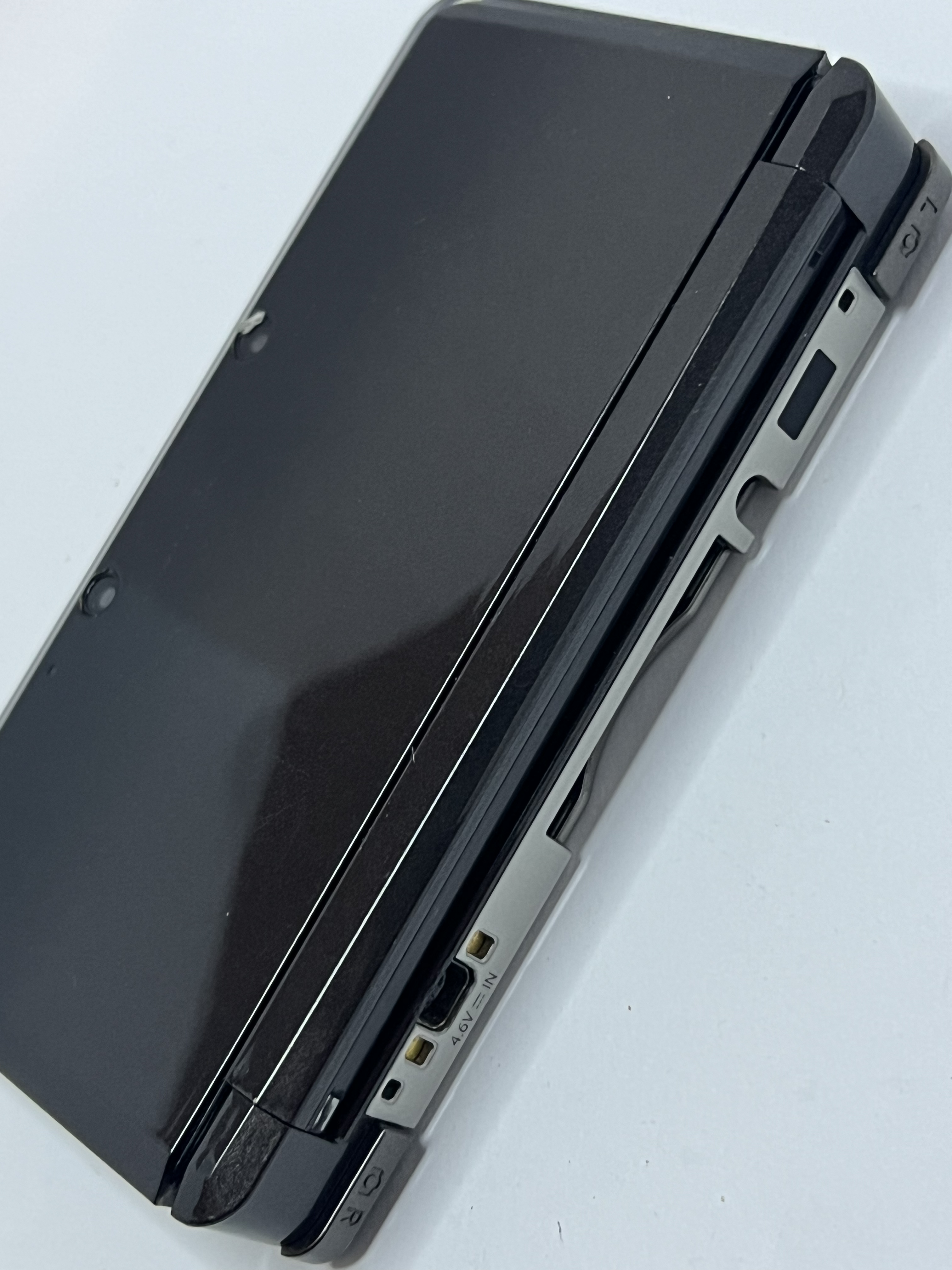 Nintendo 3DS Konsole cosmos schwarz mit 128GB, Pokemon Bank, Poke Mover & vielen Extras