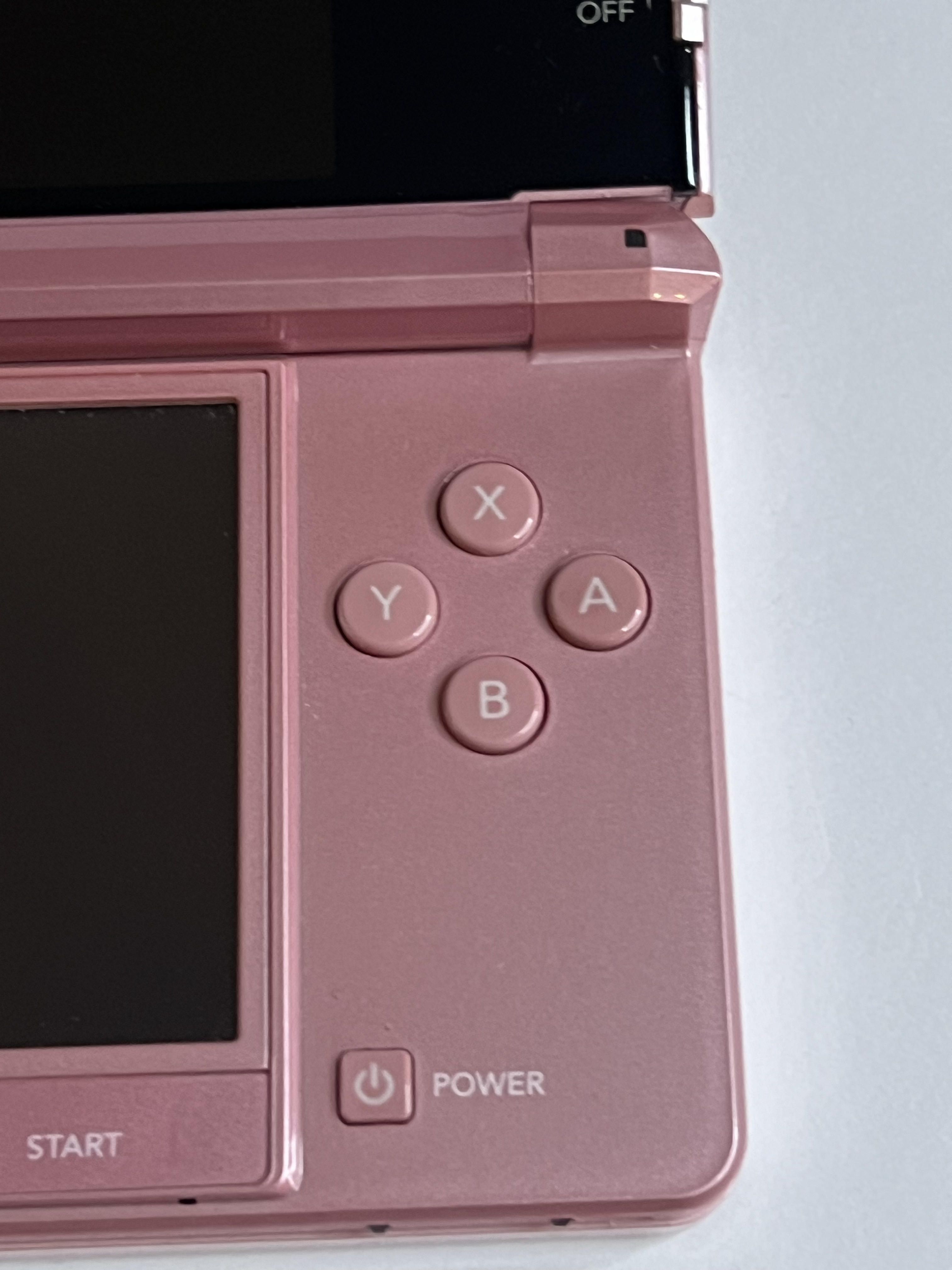 Nintendo 3DS Konsole in rosa pink mit 128GB, Pokemon Bank, Poke Mover & vielen Extras