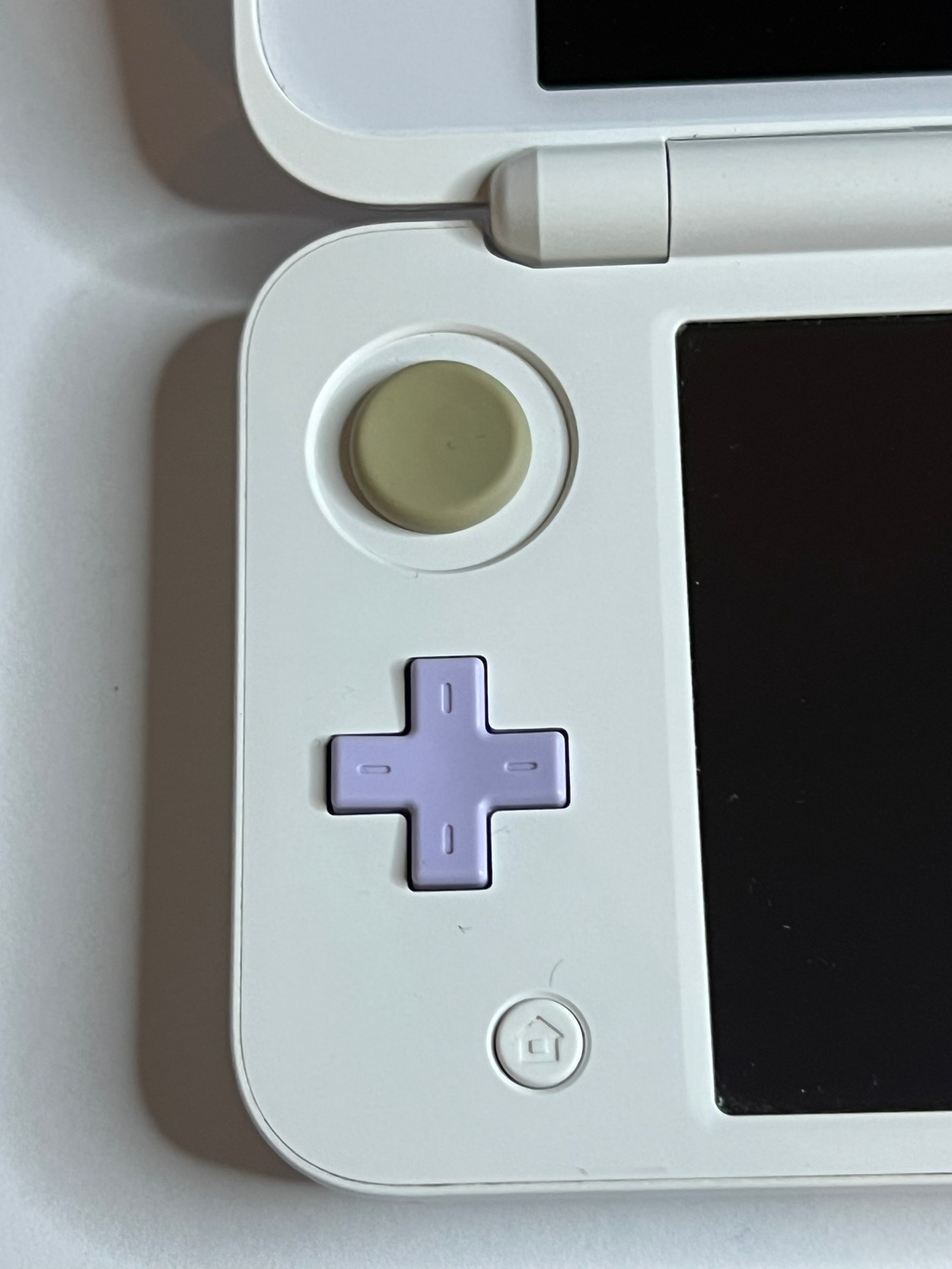 New Nintendo 2DS XL Konsole violett lavendel lila mit 128GB, Pokemon Bank, Poke Mover & vielen Extras