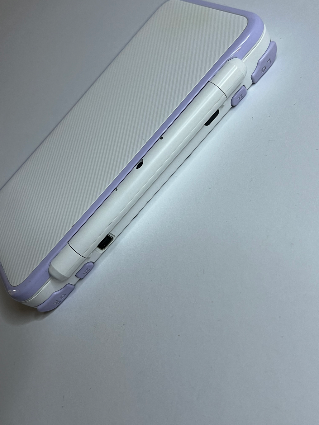 New Nintendo 2DS XL Konsole violett lavendel lila mit 128GB, Pokemon Bank, Poke Mover & vielen Extras