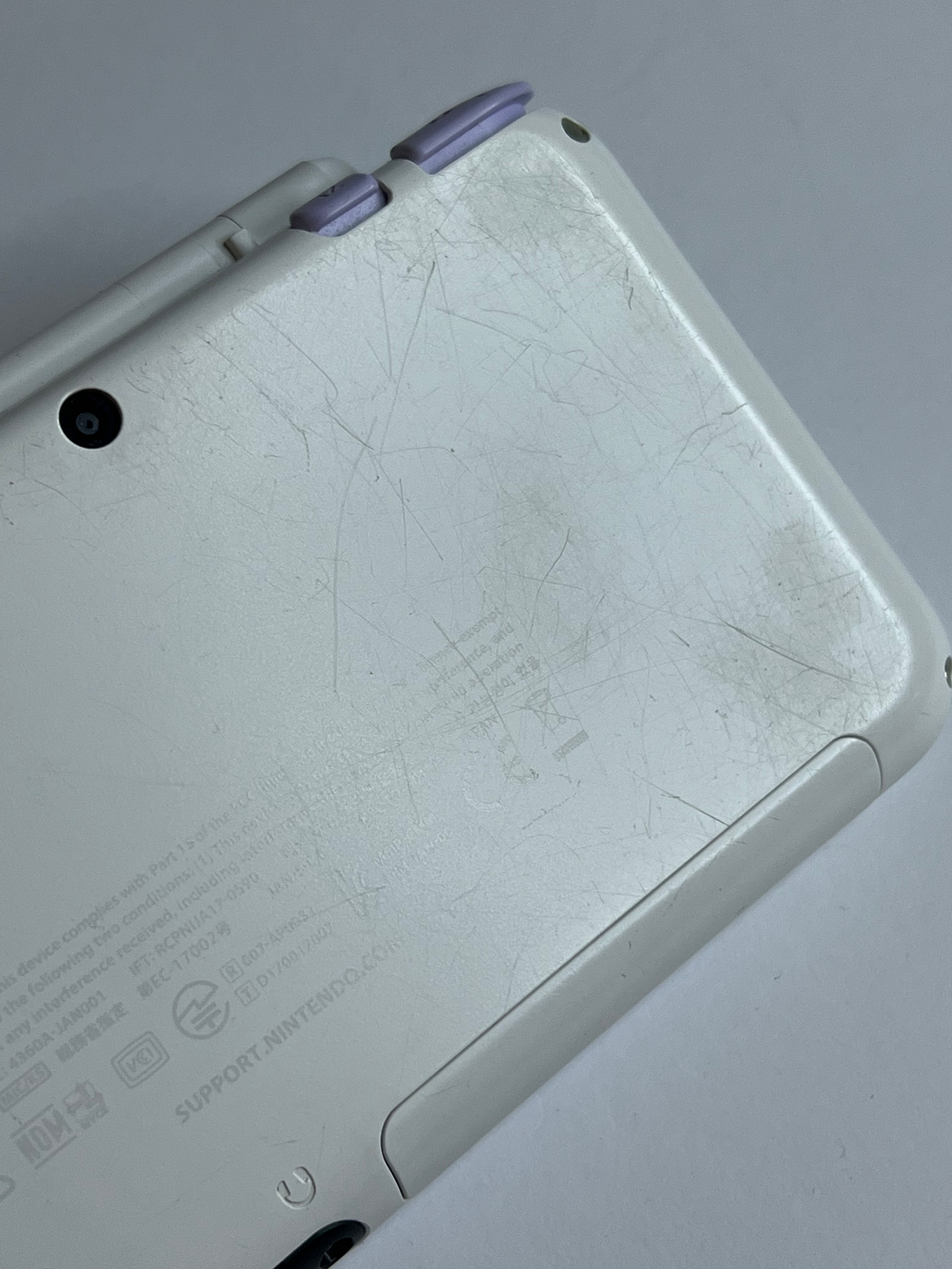 New Nintendo 2DS XL Konsole violett lavendel lila mit 128GB, Pokemon Bank, Poke Mover & vielen Extras