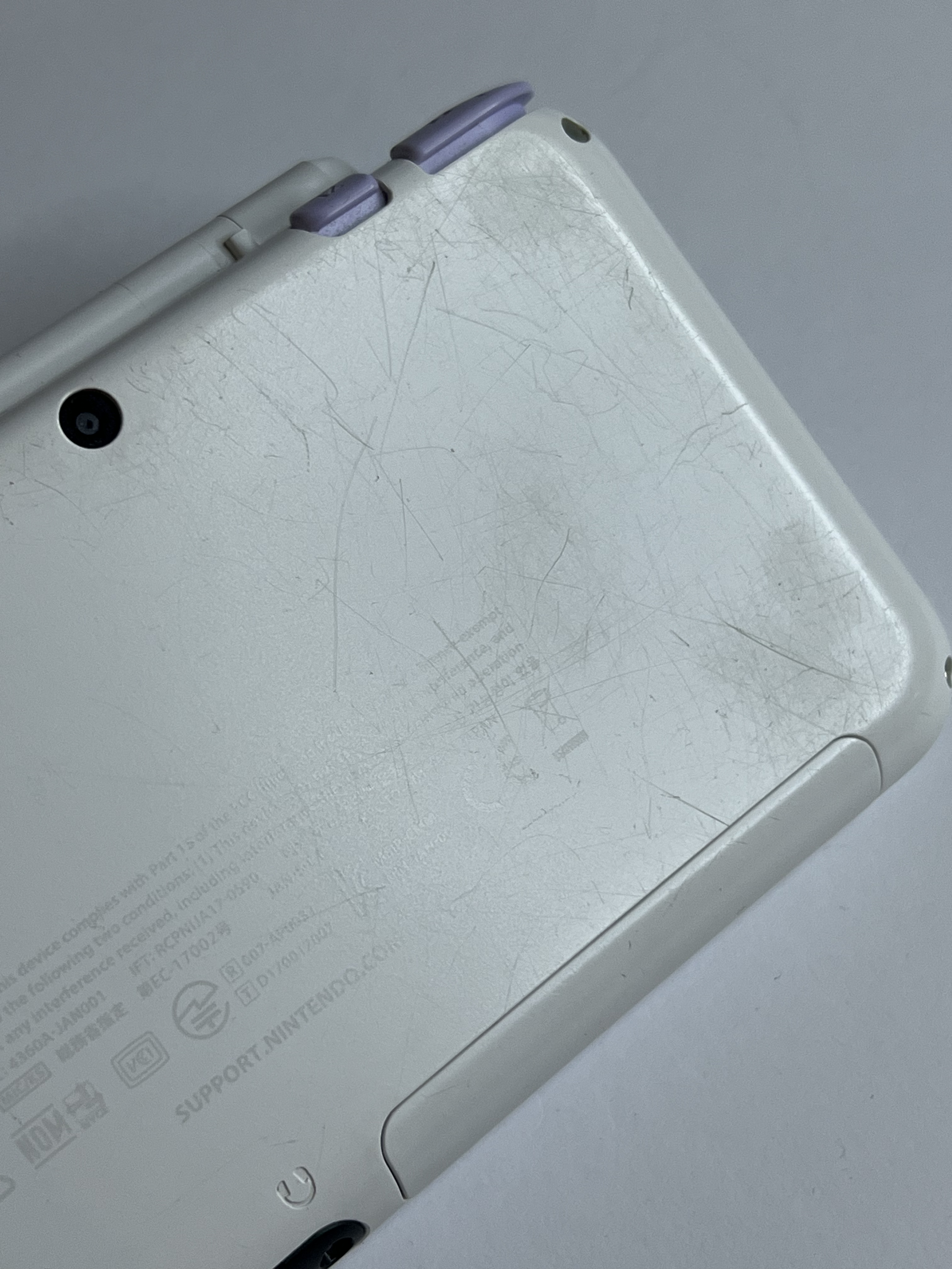 New Nintendo 2DS XL Konsole violett lavendel lila mit 128GB, Pokemon Bank, Poke Mover & vielen Extras