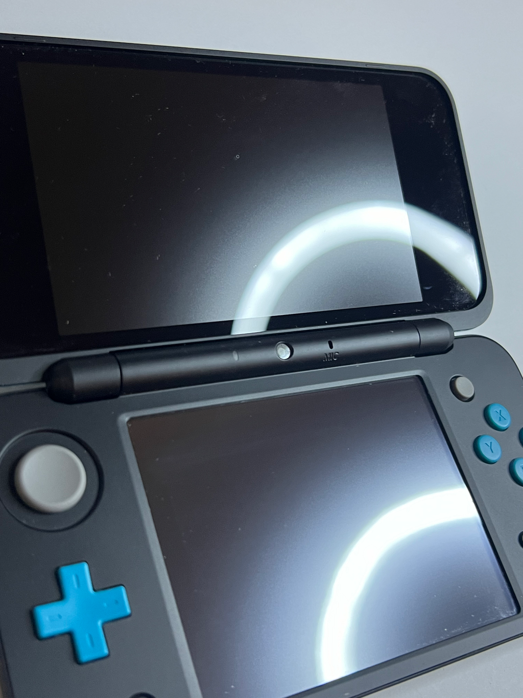 New Nintendo 2DS XL Konsole neon blau mit 128GB, Pokemon Bank, Poke Mover & vielen Extras