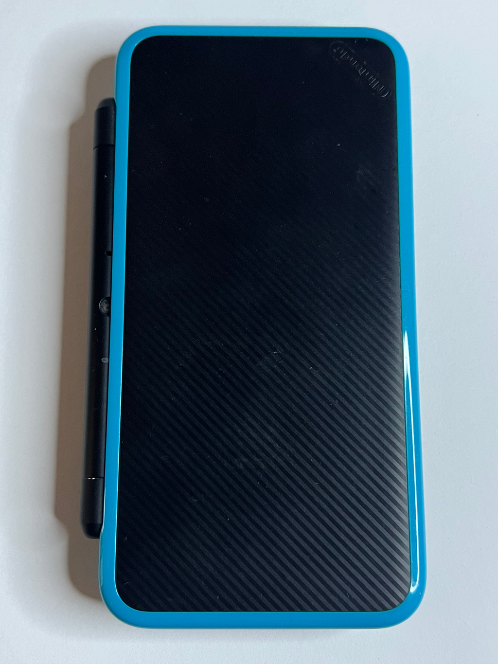 New Nintendo 2DS XL Konsole neon blau mit 128GB, Pokemon Bank, Poke Mover & vielen Extras