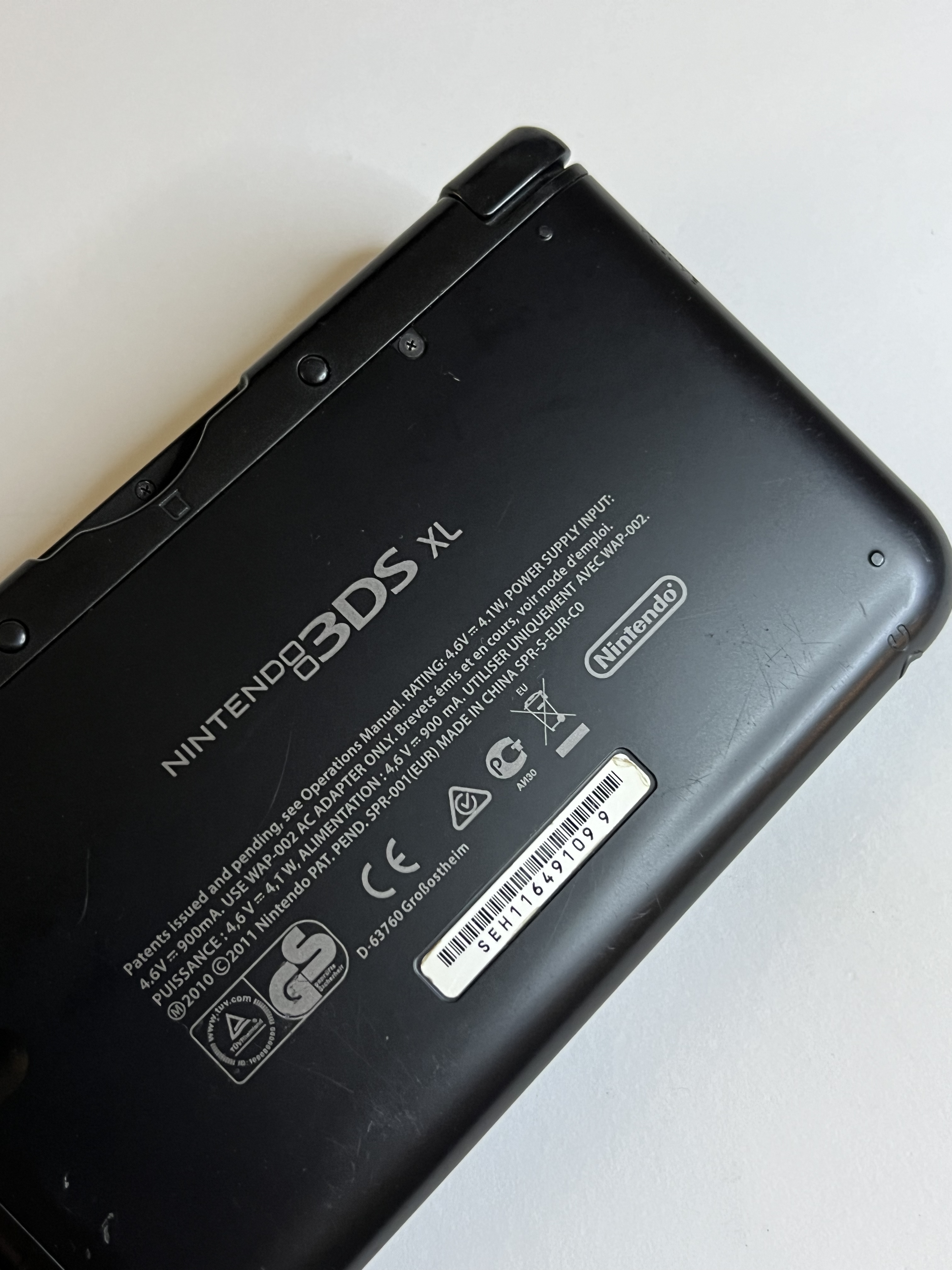 Nintendo 3DS XL Konsole in schwarz mit 128GB, Pokemon Bank, Poke Mover & vielen Extras