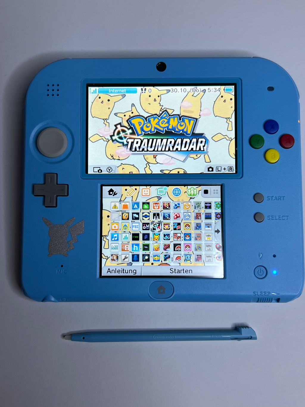 Nintendo 2DS Konsole Pokemon Sonne & Mond Edition mit 128GB, Pokemon Bank, Poke Mover & vielen Extras