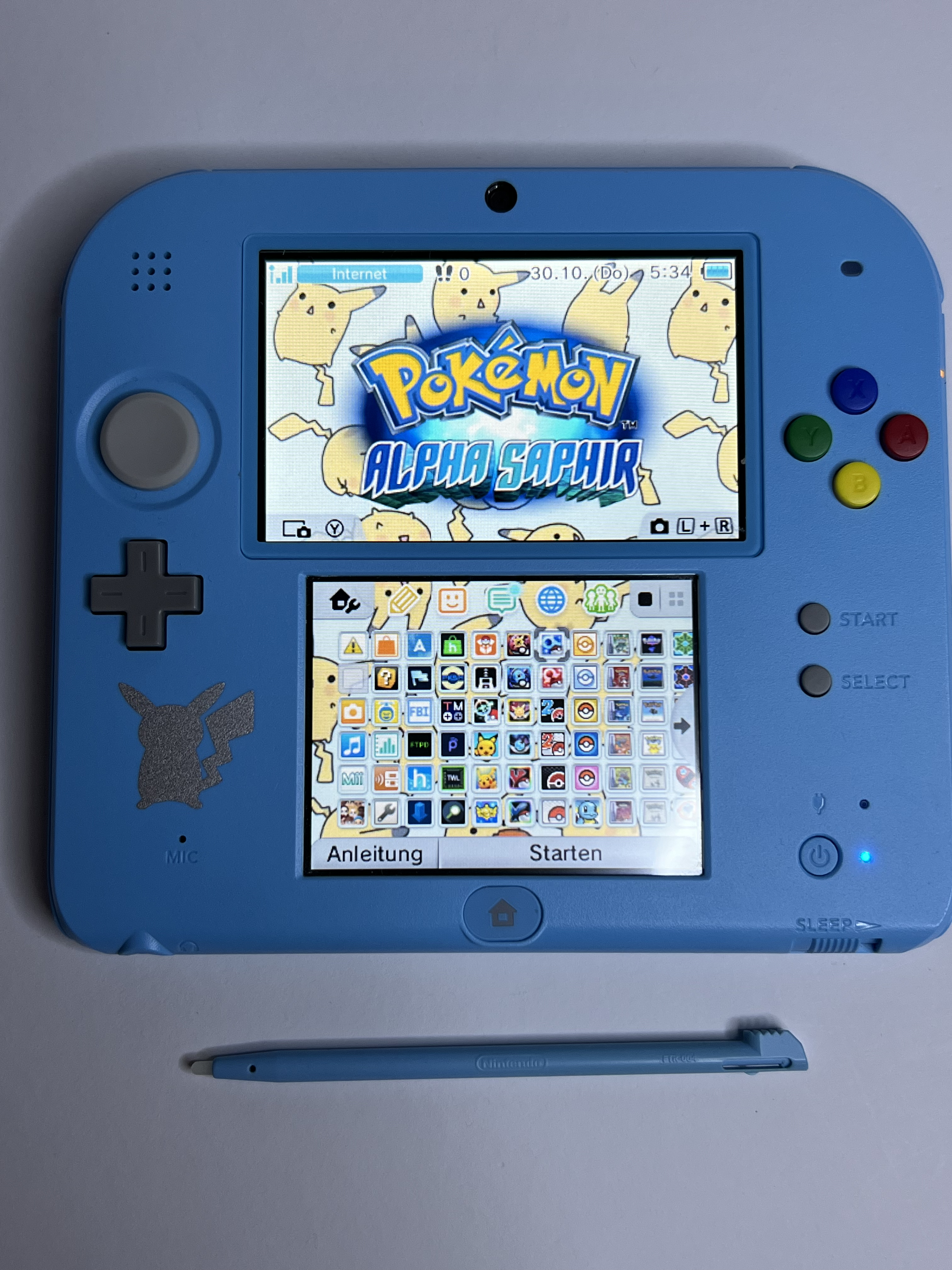Nintendo 2DS Konsole Pokemon Sonne & Mond Edition mit 128GB, Pokemon Bank, Poke Mover & vielen Extras