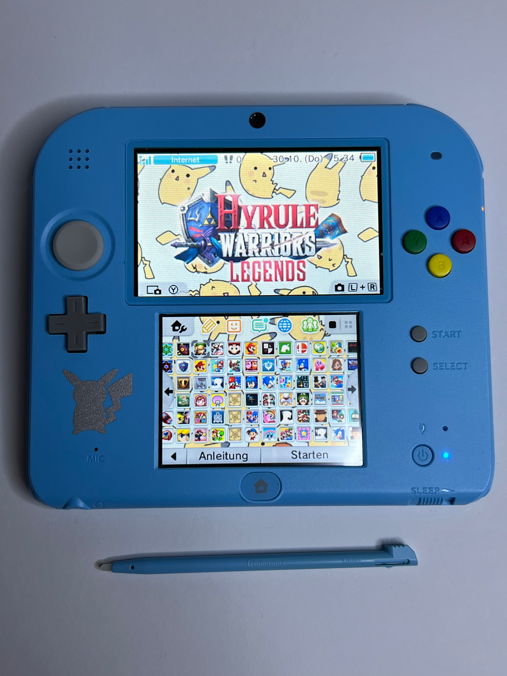 Nintendo 2DS Konsole Pokemon Sonne & Mond Edition mit 128GB, Pokemon Bank, Poke Mover & vielen Extras