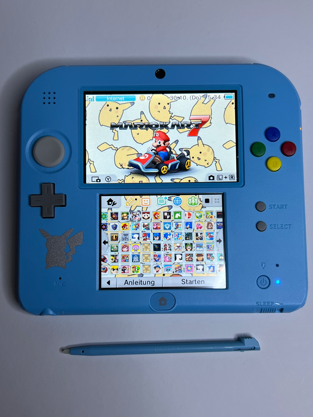 Nintendo 2DS Konsole Pokemon Mond Edition mit 128GB, Pokemon Bank, Poke Mover & vielen Extras