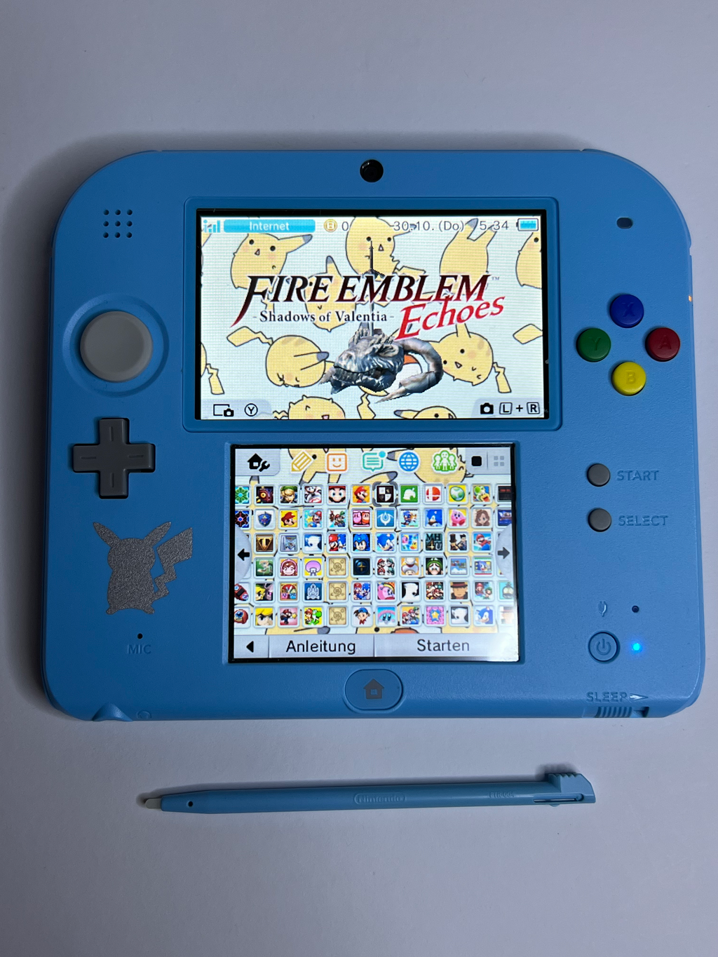 Nintendo 2DS Konsole Pokemon Sonne & Mond Edition mit 128GB, Pokemon Bank, Poke Mover & vielen Extras