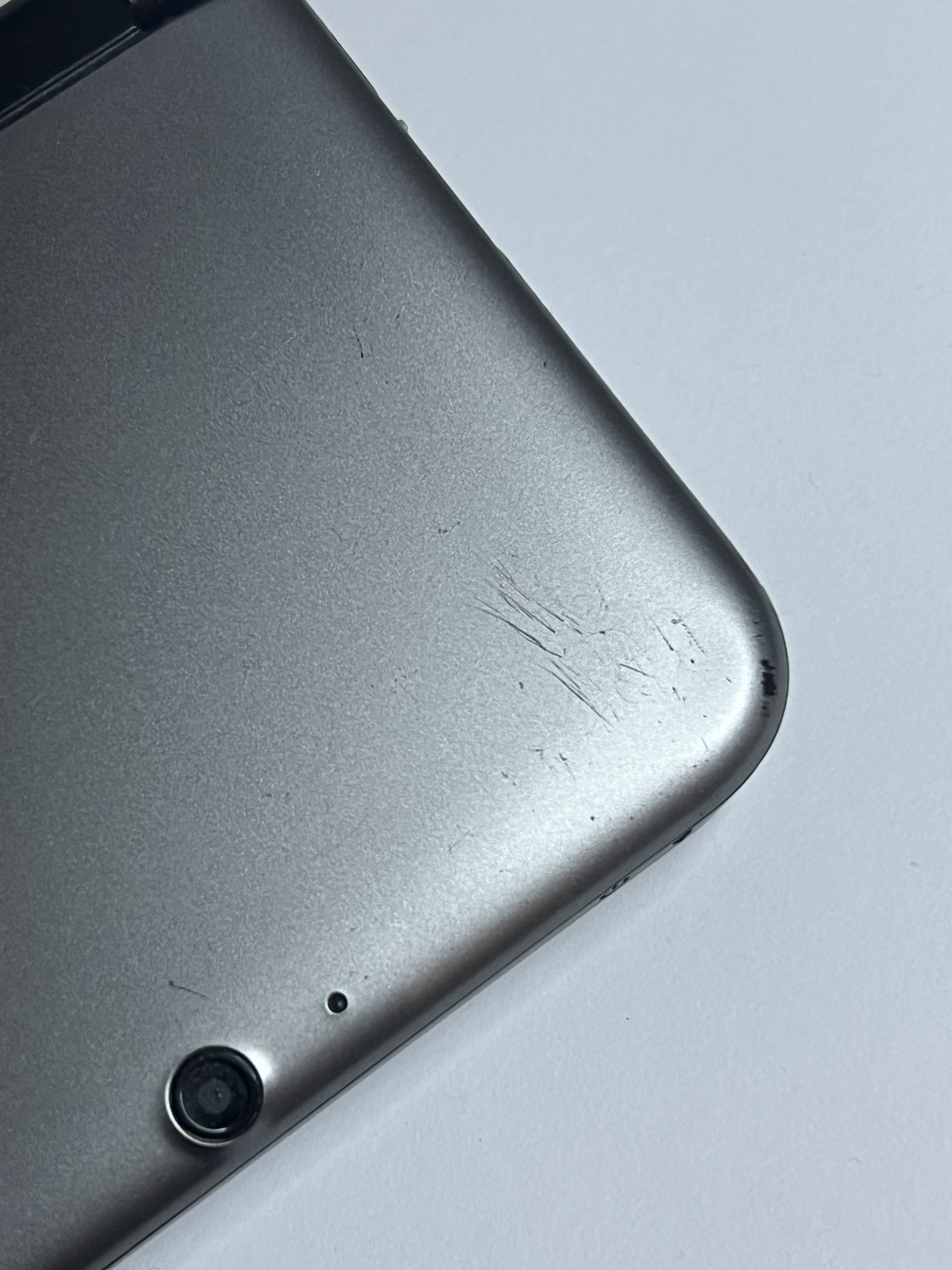 Nintendo 3DS XL Konsole silber in OVP mit 128GB, Pokemon Bank, Poke Mover & vielen Extras