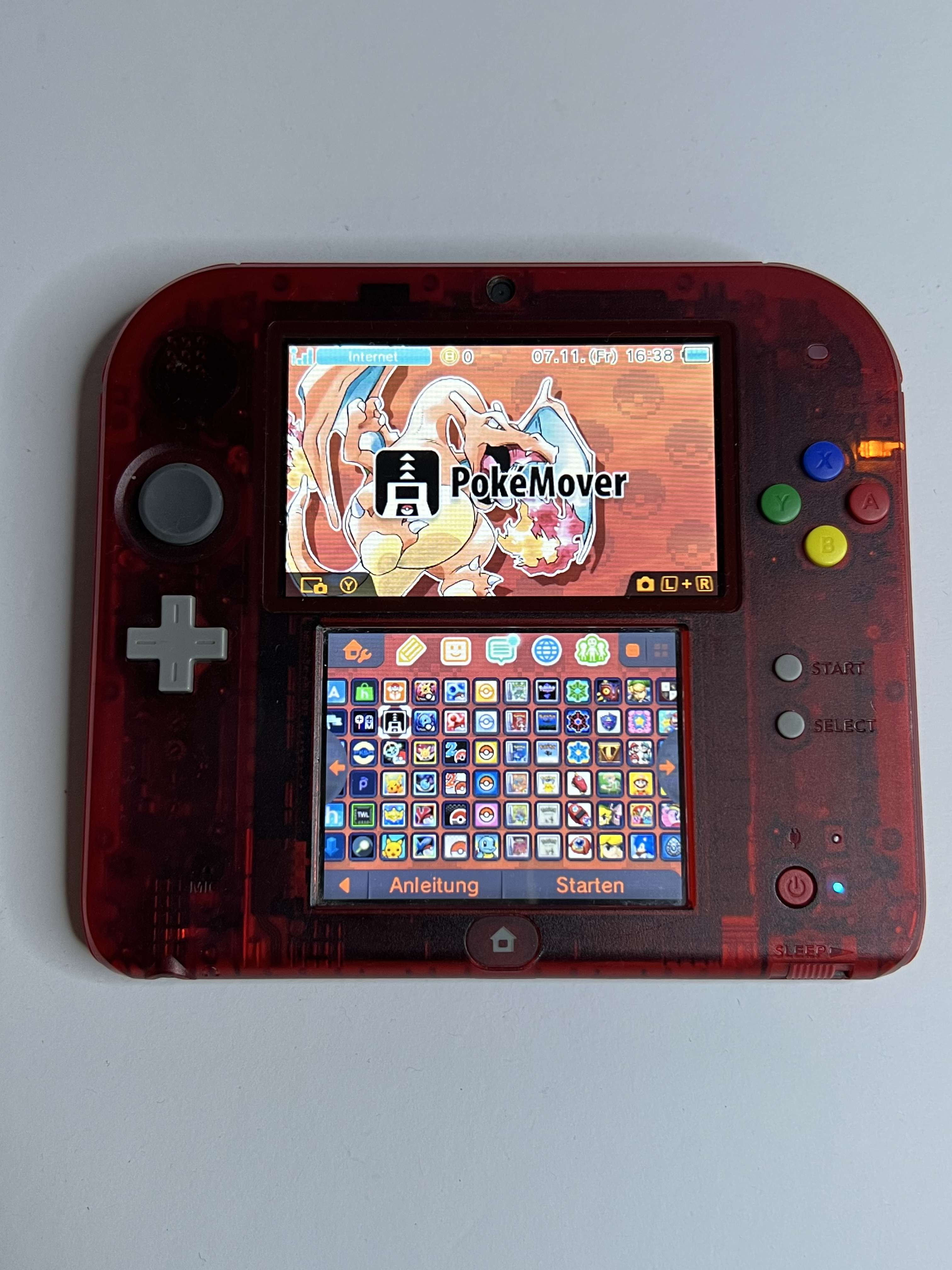 Nintendo 2DS Pokemon Rote Edition mit 128GB, Pokemon Bank, Poke Mover & vielen Extras