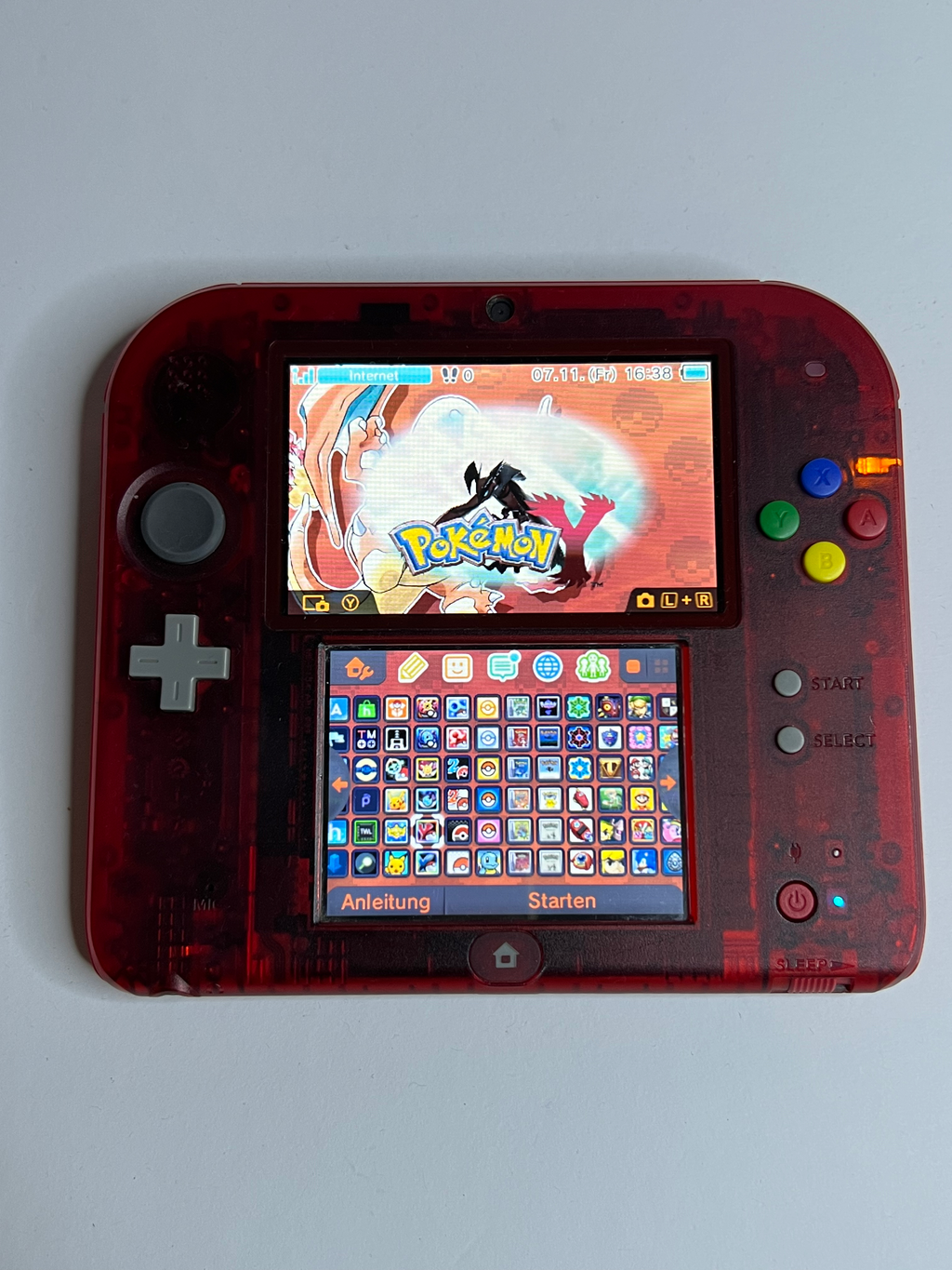 Nintendo 2DS Pokemon Rote Edition mit 128GB, Pokemon Bank, Poke Mover & vielen Extras