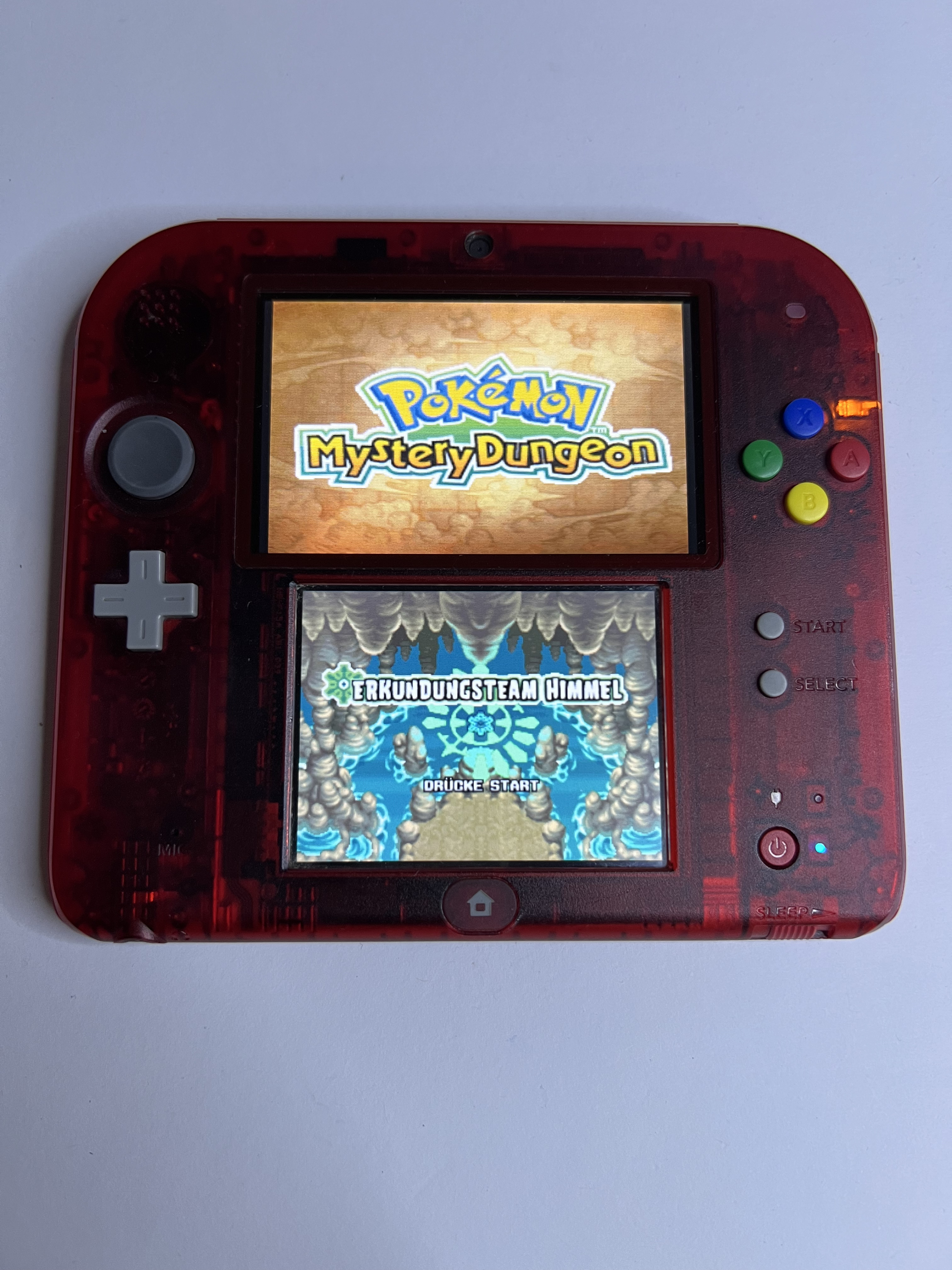 Nintendo 2DS Pokemon Rote Edition mit 128GB, Pokemon Bank, Poke Mover & vielen Extras