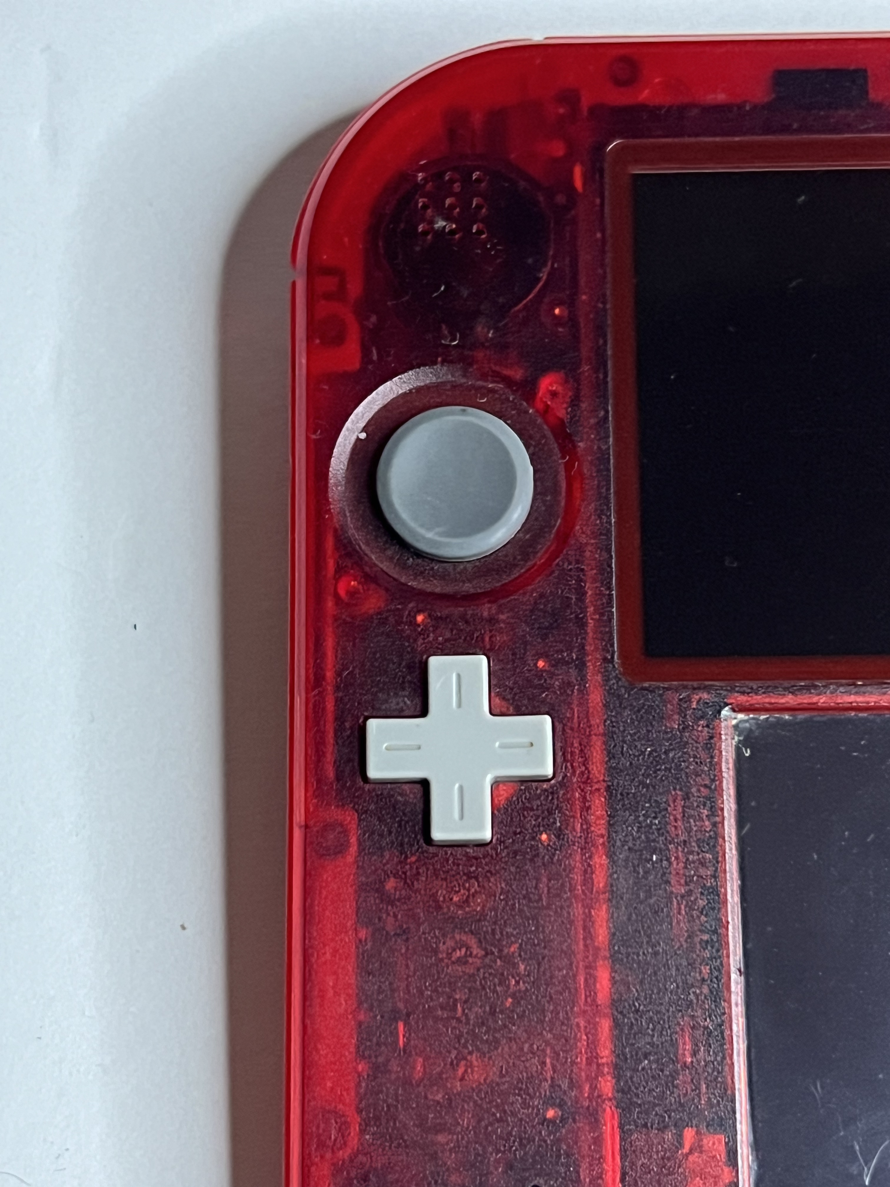 Nintendo 2DS Pokemon Rote Edition mit 128GB, Pokemon Bank, Poke Mover & vielen Extras