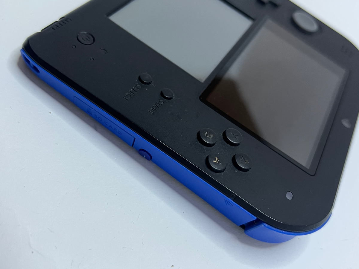 Nintendo 2DS Konsole schwarz blau mit 128GB, Pokemon Bank, Poke Mover & vielen Extras
